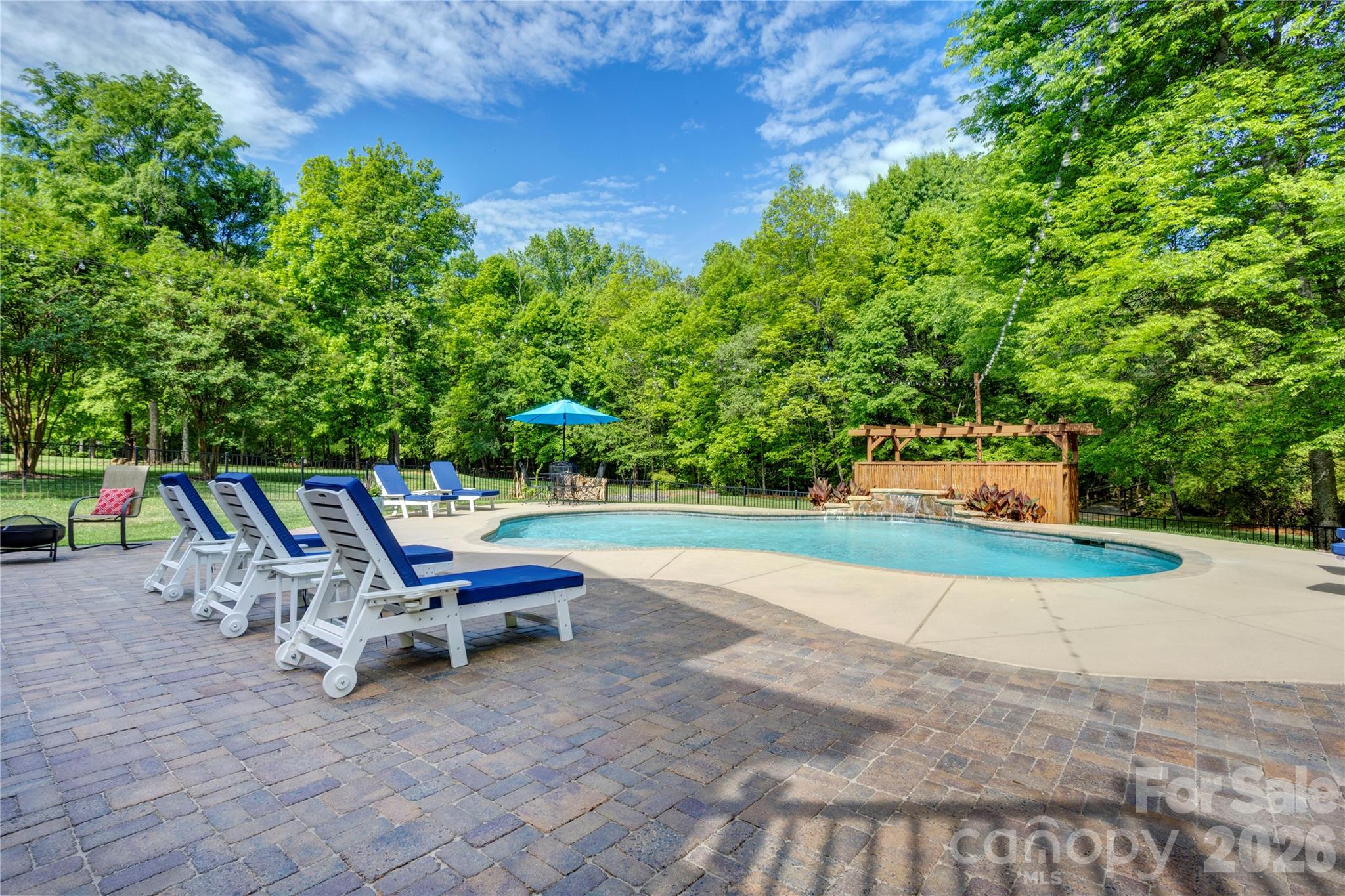 1390 Bennington Drive NW — Concord