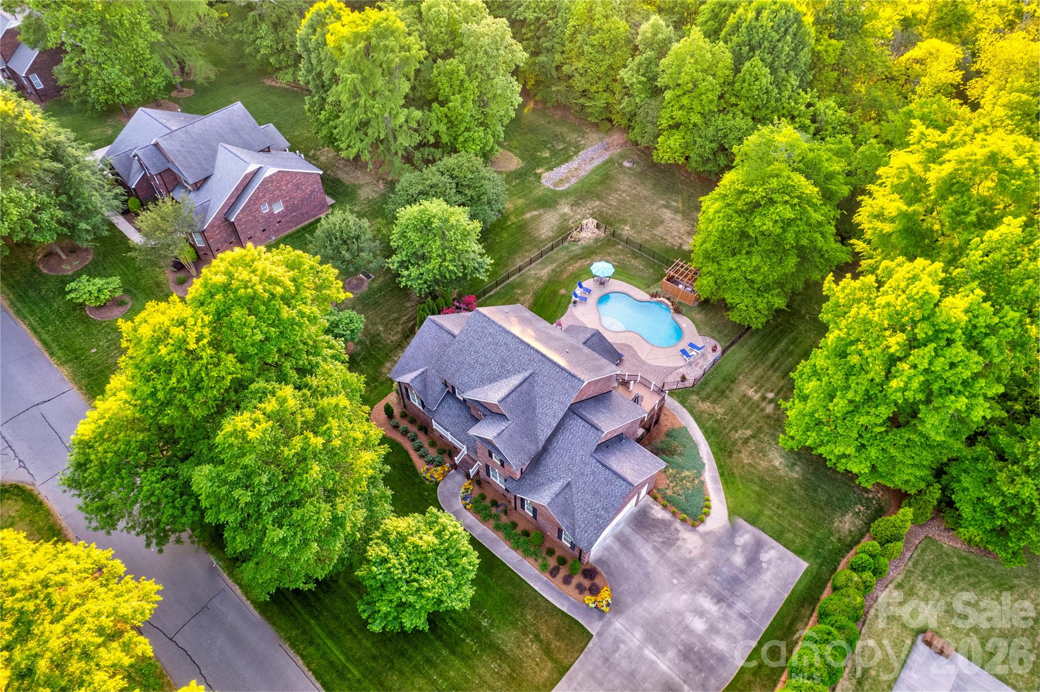 1390 Bennington Drive NW — Concord