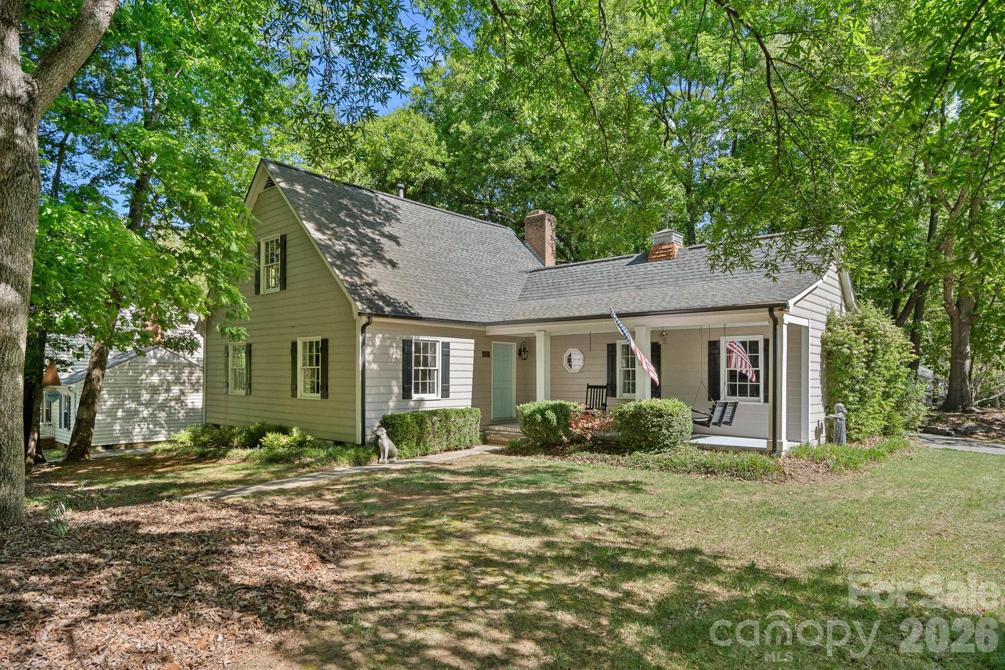 817 Bent Wood Court — Matthews