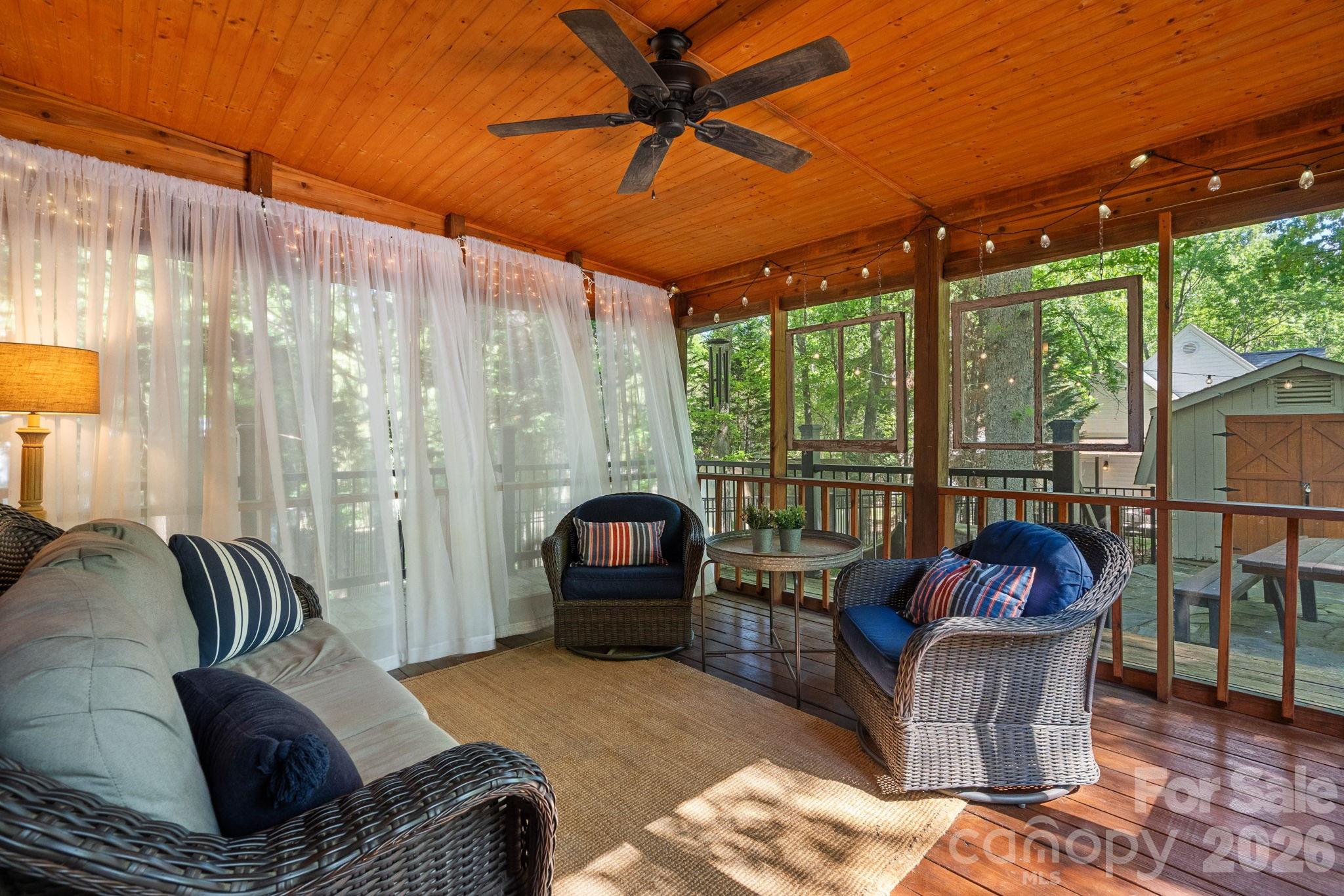 817 Bent Wood Court — Matthews