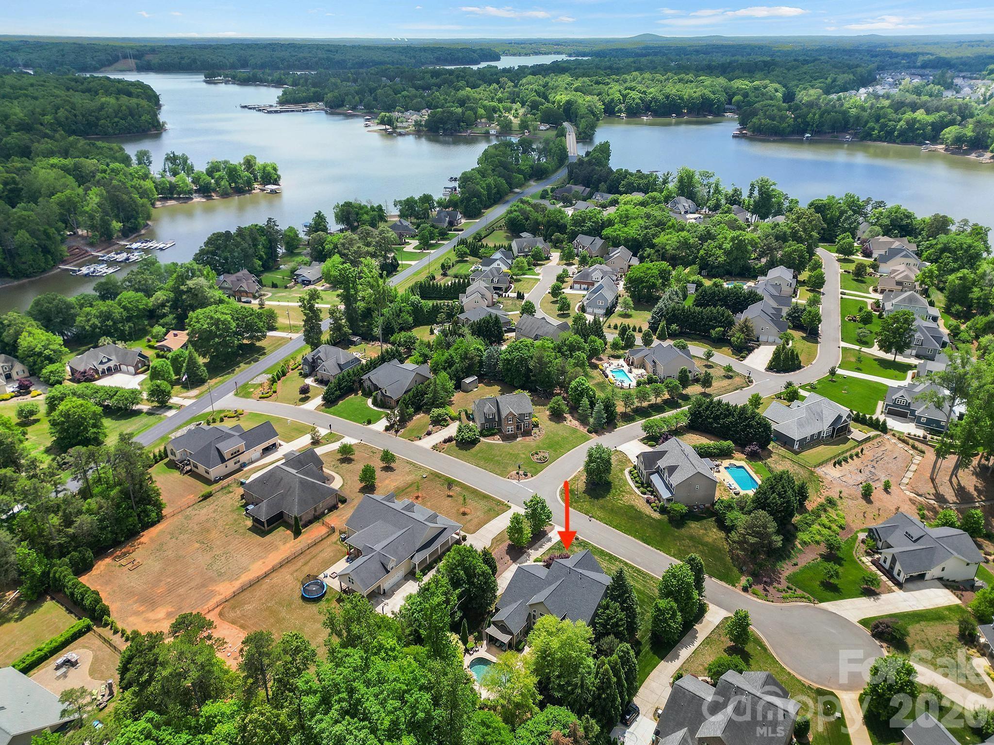 3012 Applewood Point Lane — Belmont