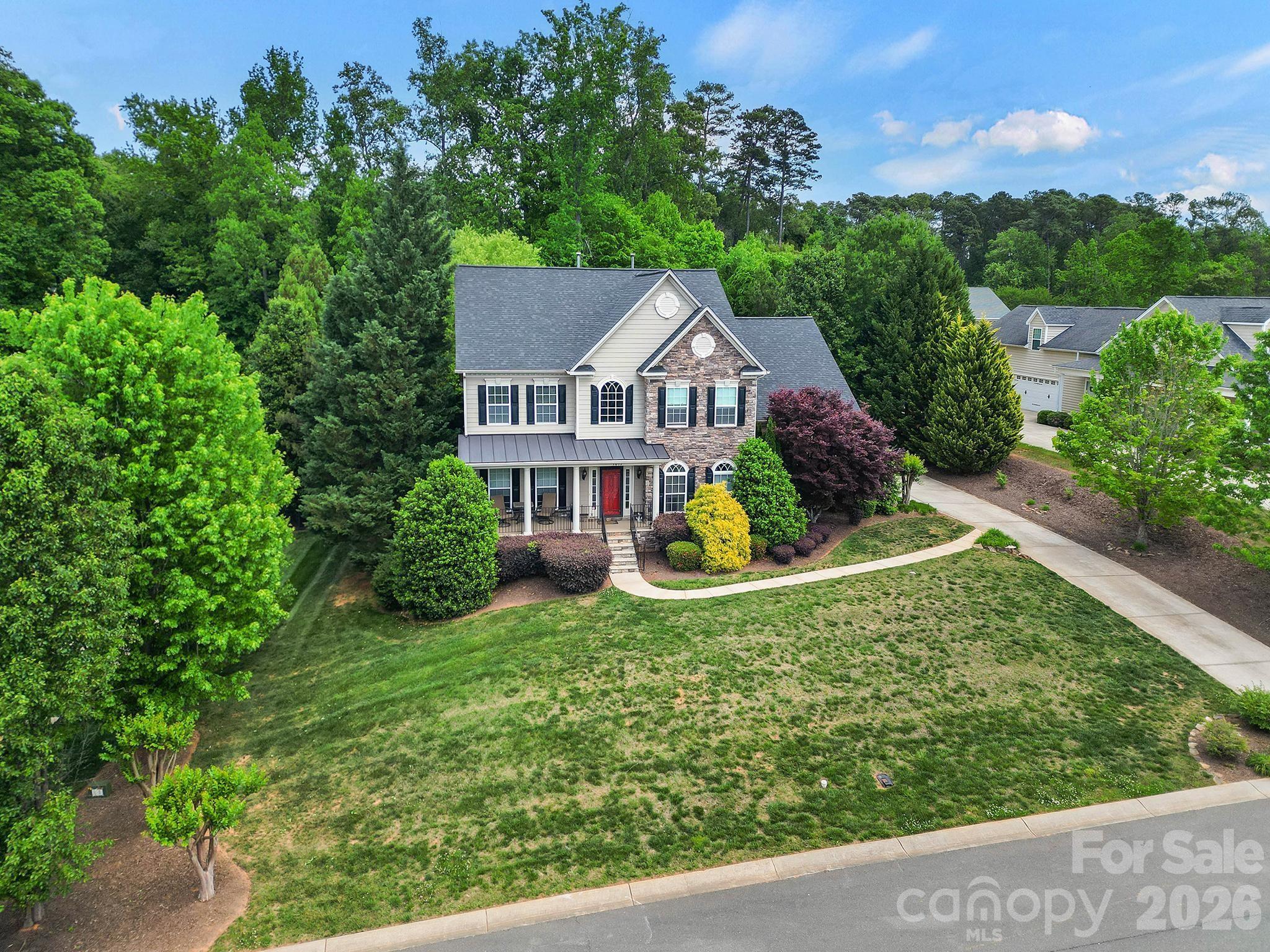 3012 Applewood Point Lane — Belmont