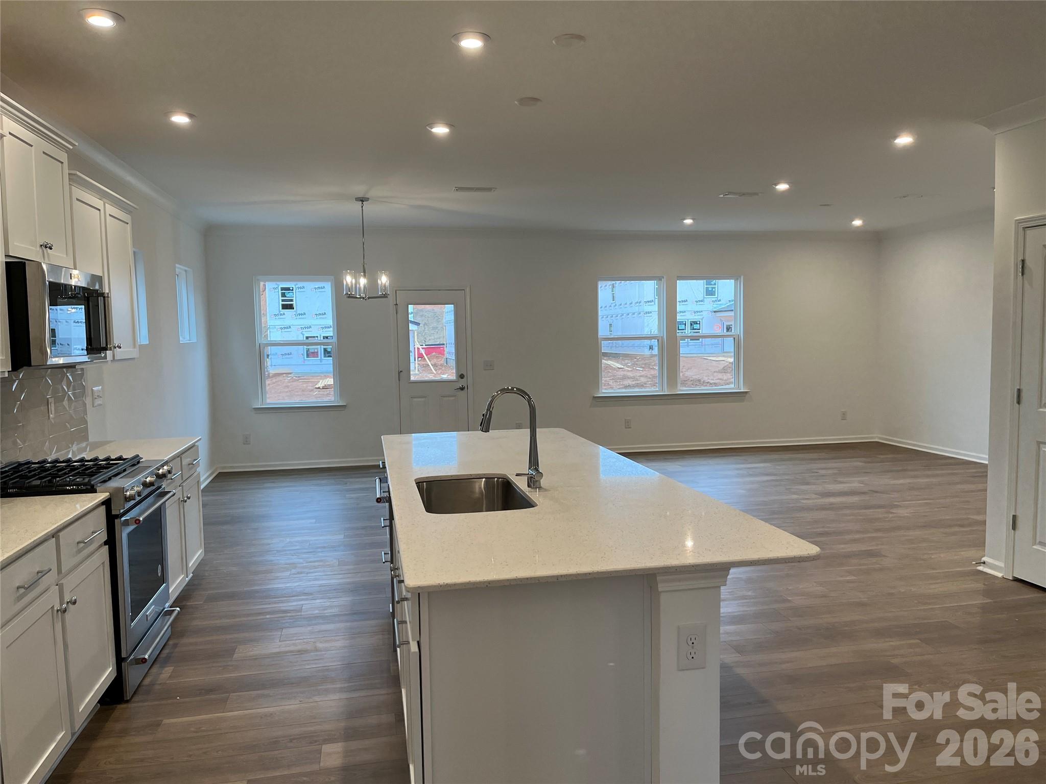 12109 Bradshaw Court — Charlotte