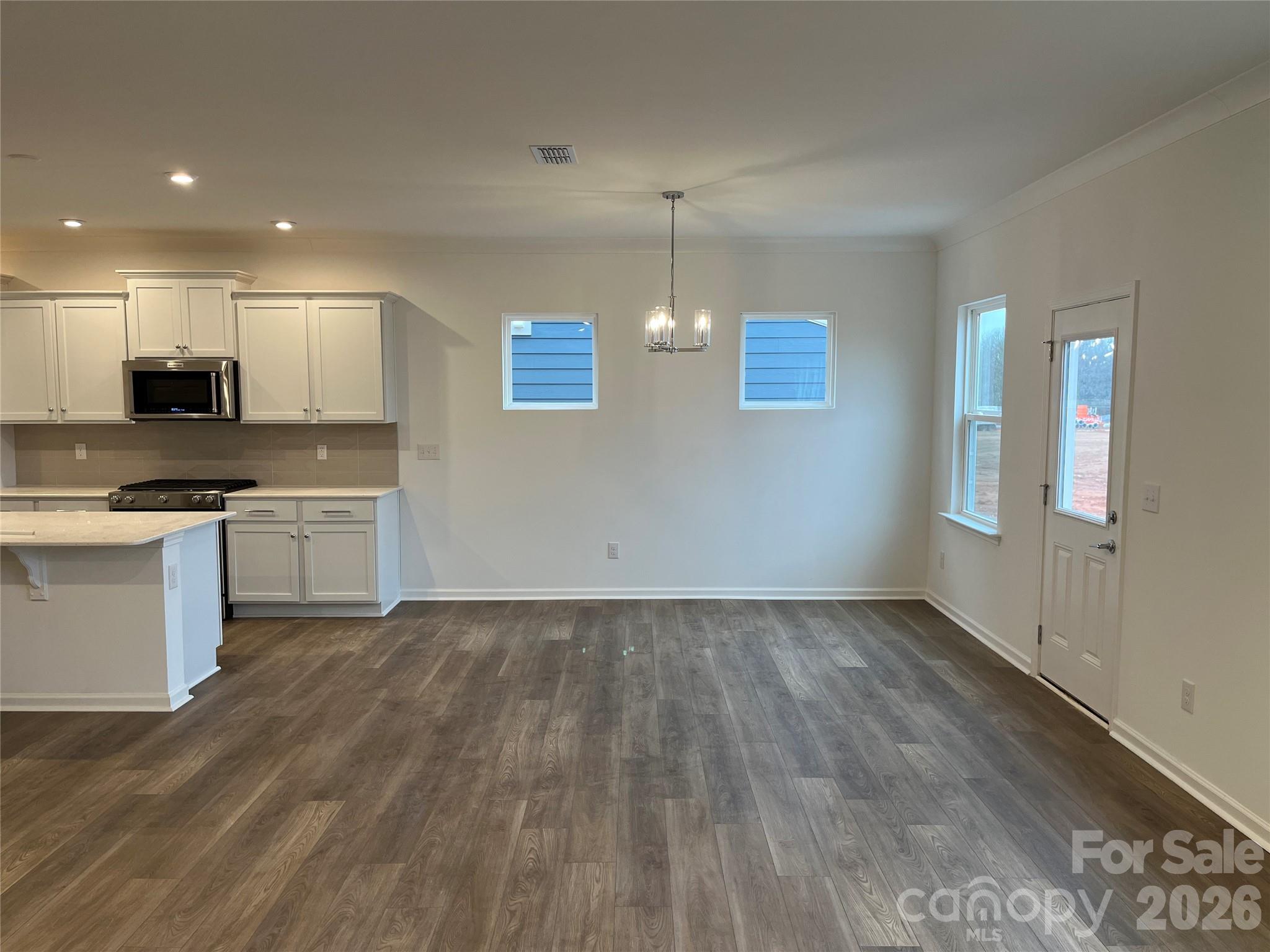12109 Bradshaw Court — Charlotte