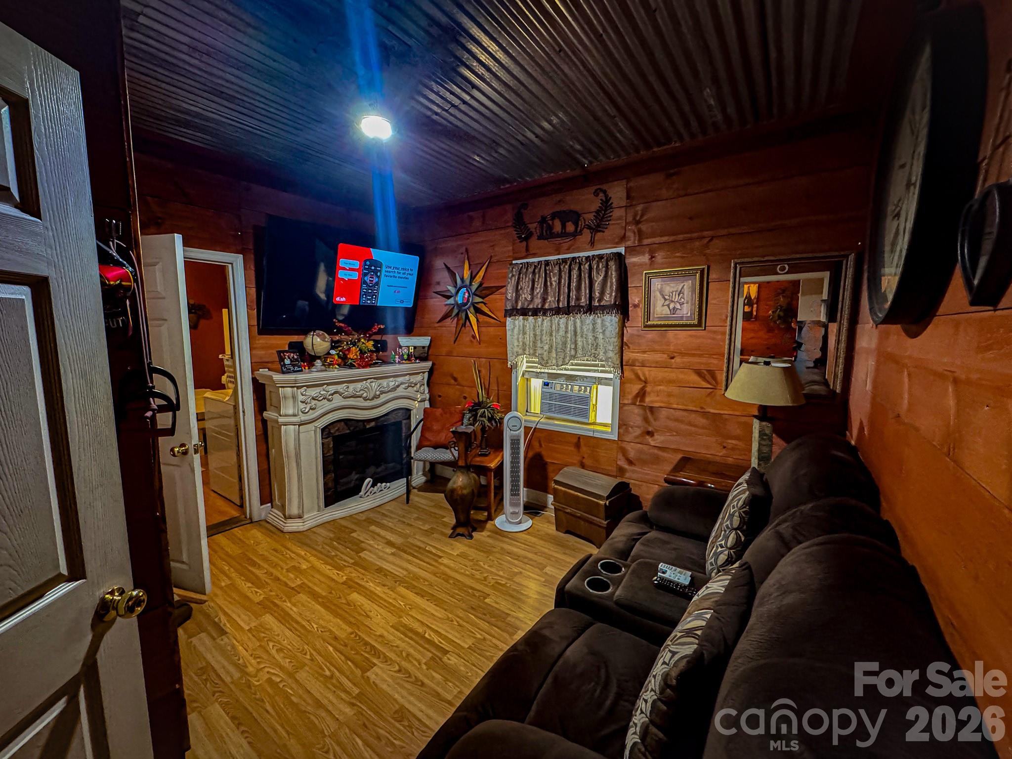 416 E Washington Avenue — Bessemer City