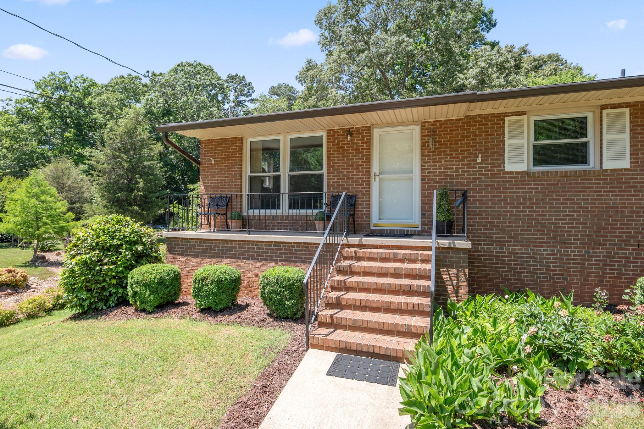 2370 Cannon Farm Road — China Grove