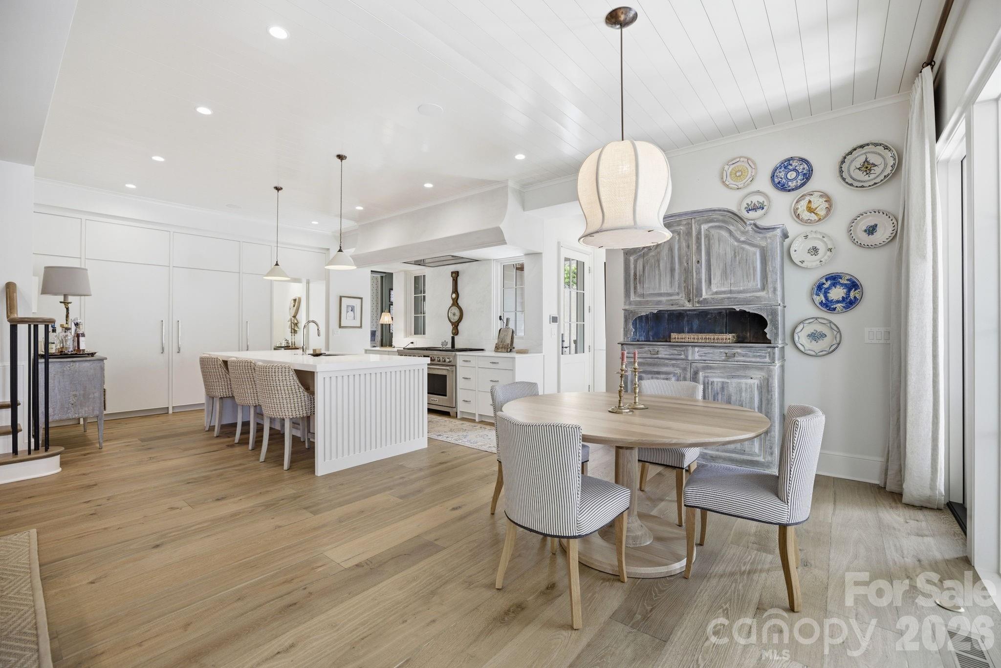 2710 Briarcliff Place — Charlotte