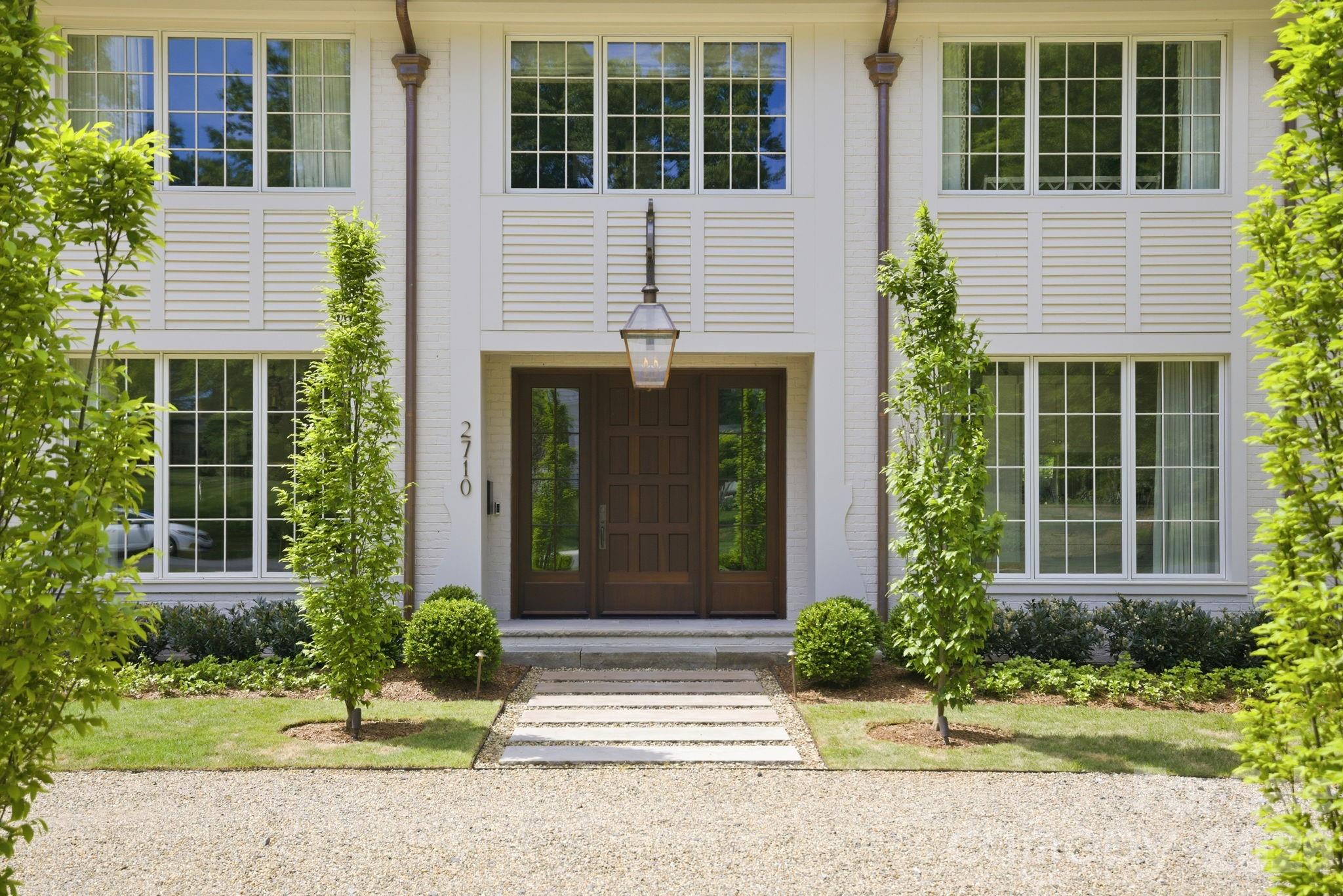 2710 Briarcliff Place — Charlotte
