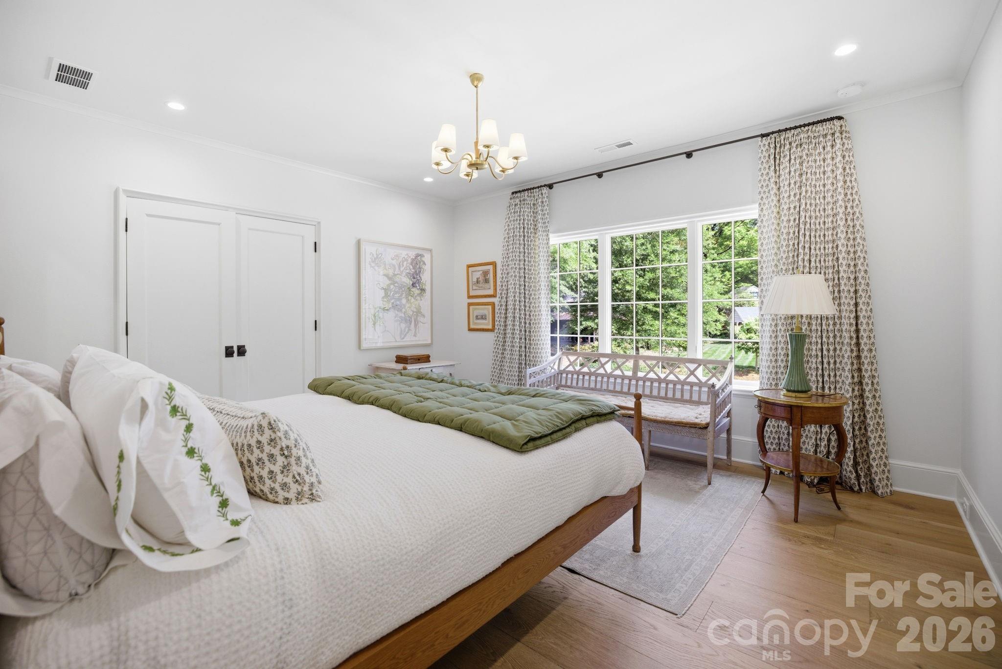 2710 Briarcliff Place — Charlotte