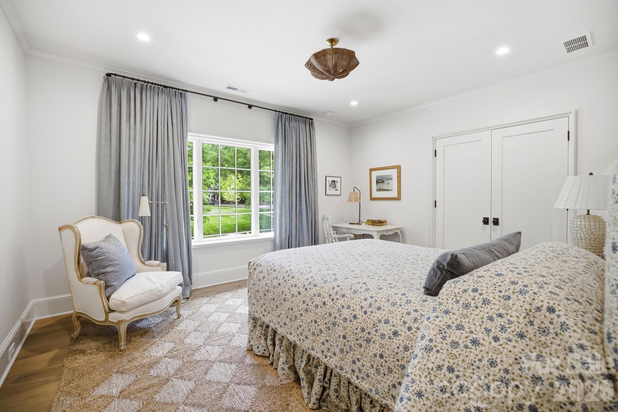 2710 Briarcliff Place — Charlotte