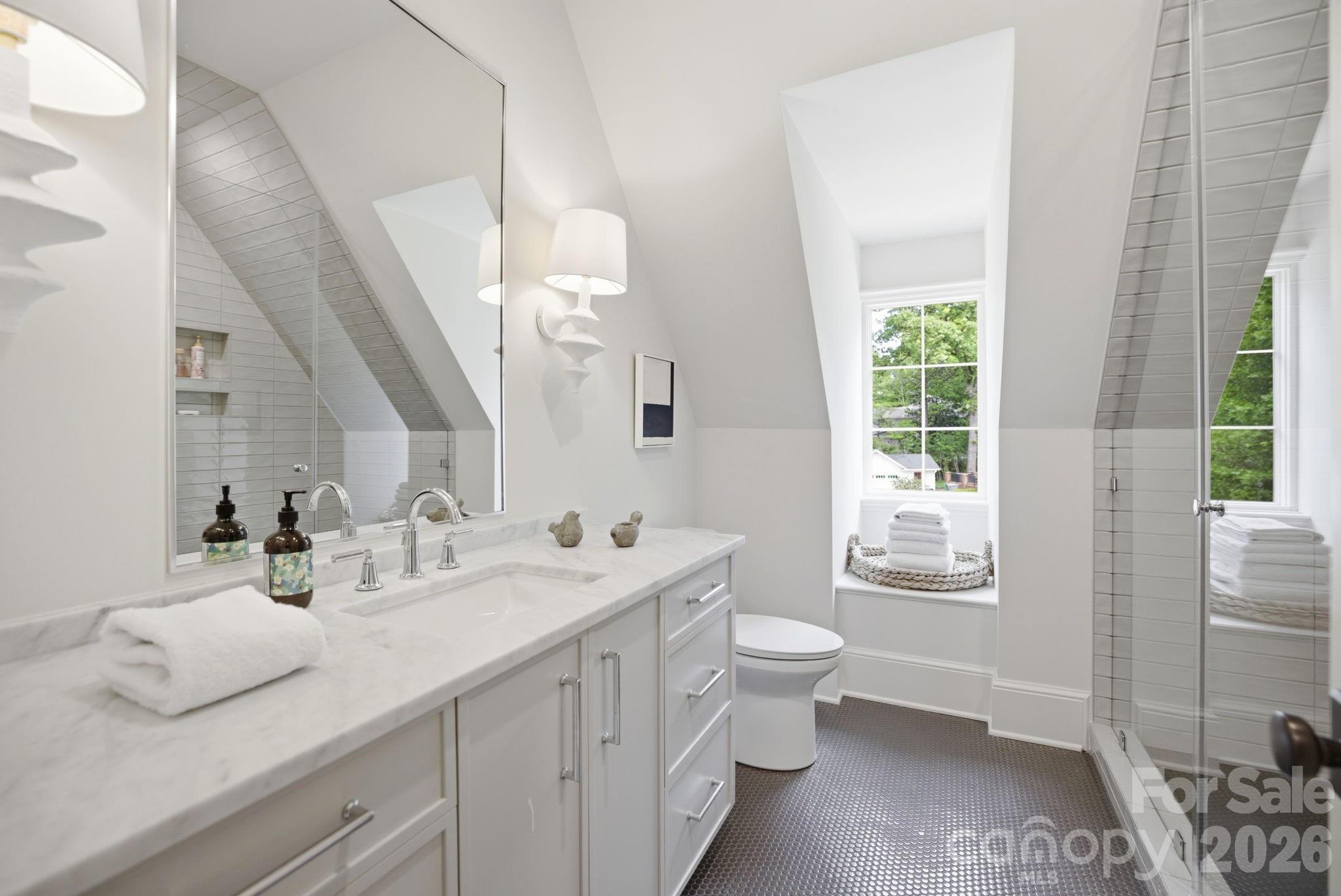 2710 Briarcliff Place — Charlotte