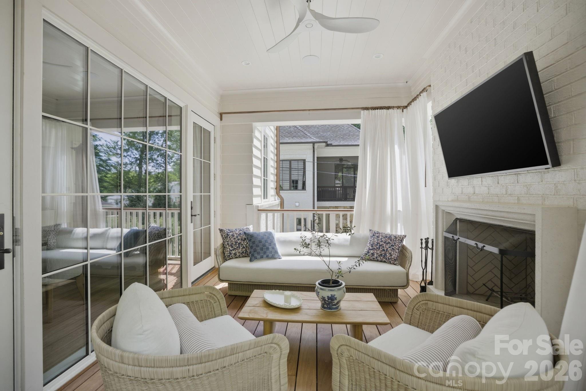 2710 Briarcliff Place — Charlotte