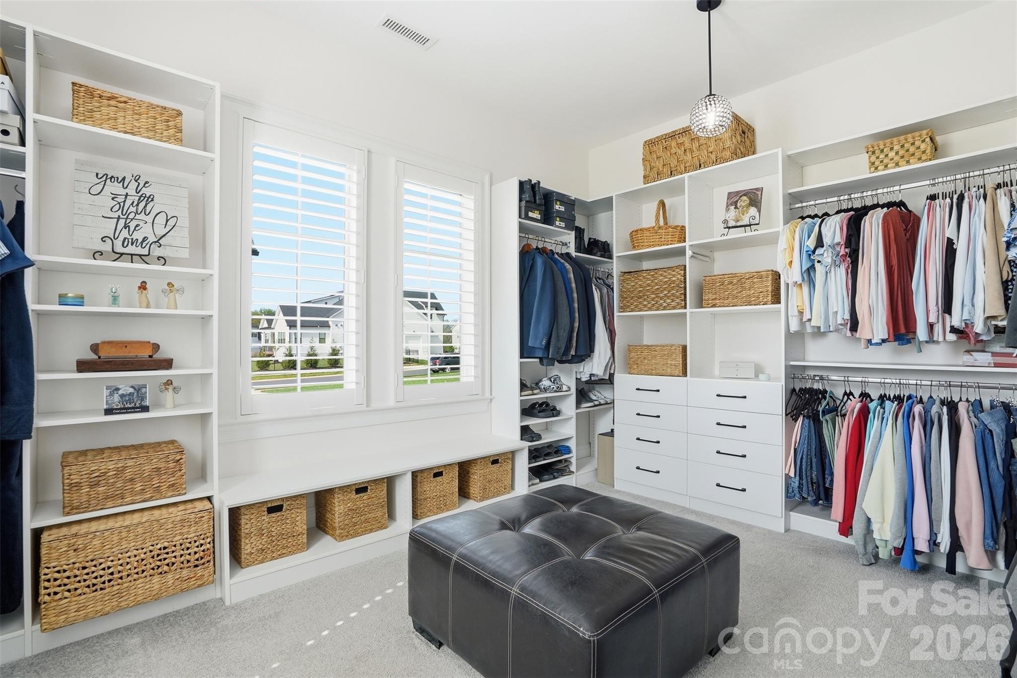 1124 Mesa Way — Marvin