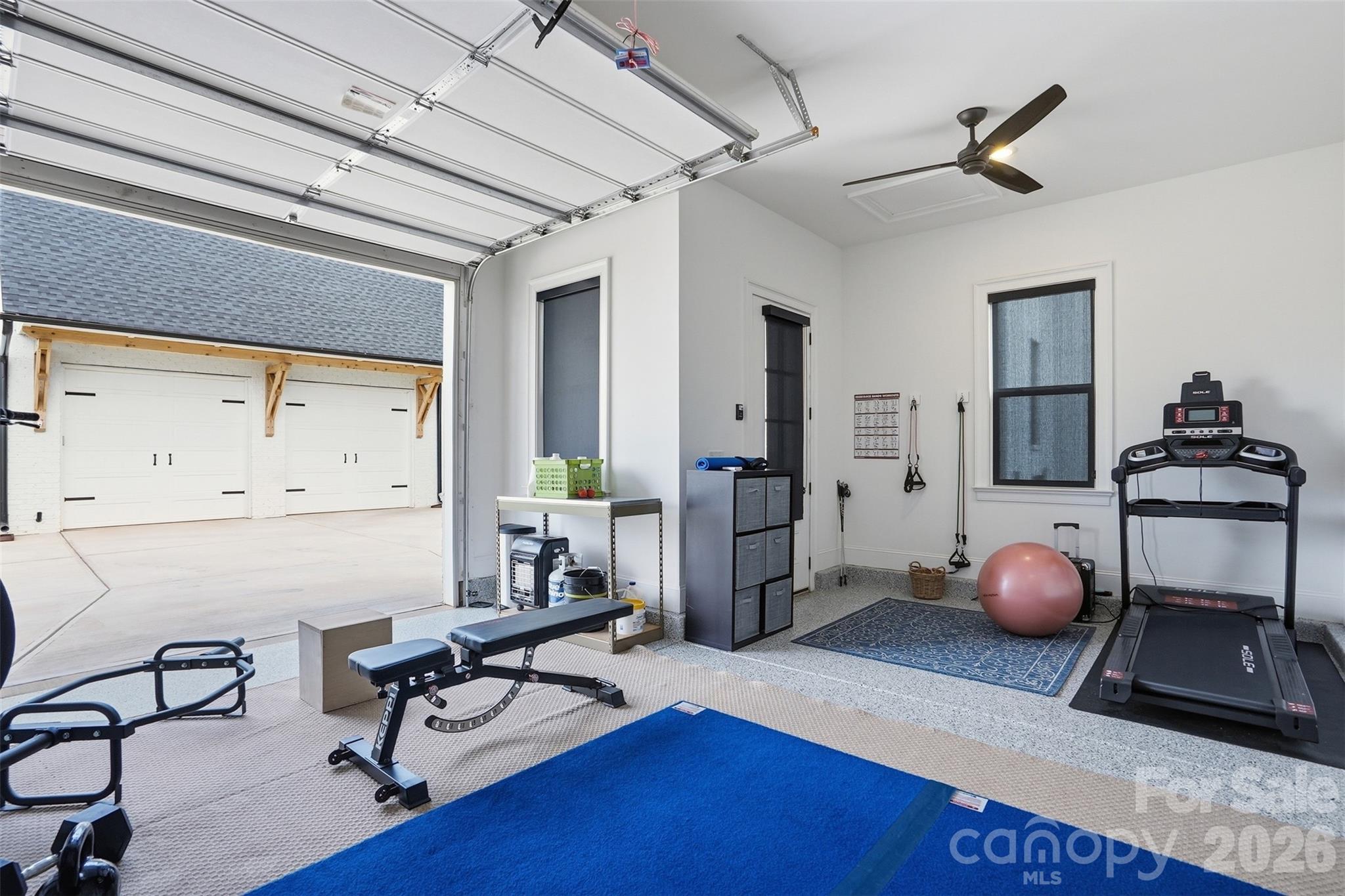 1124 Mesa Way — Marvin