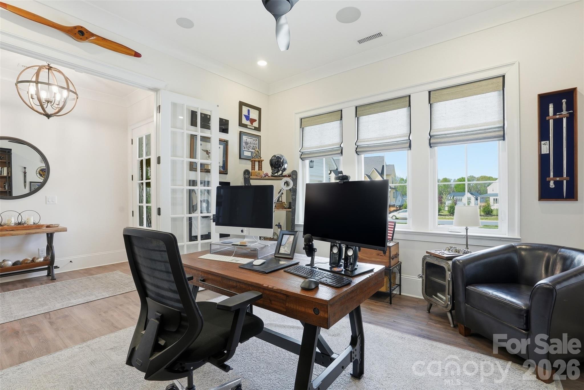 1124 Mesa Way — Marvin