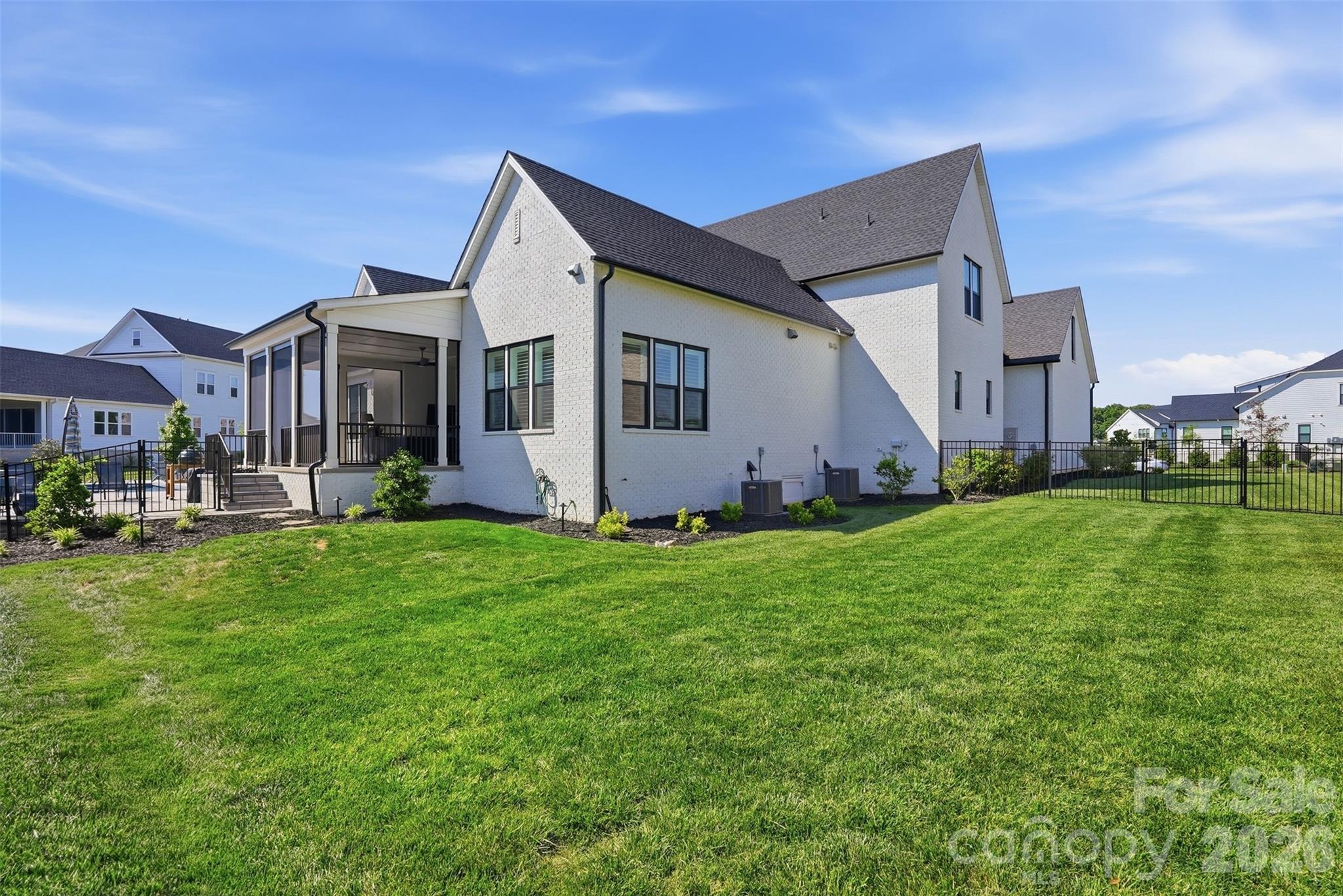 1124 Mesa Way — Marvin