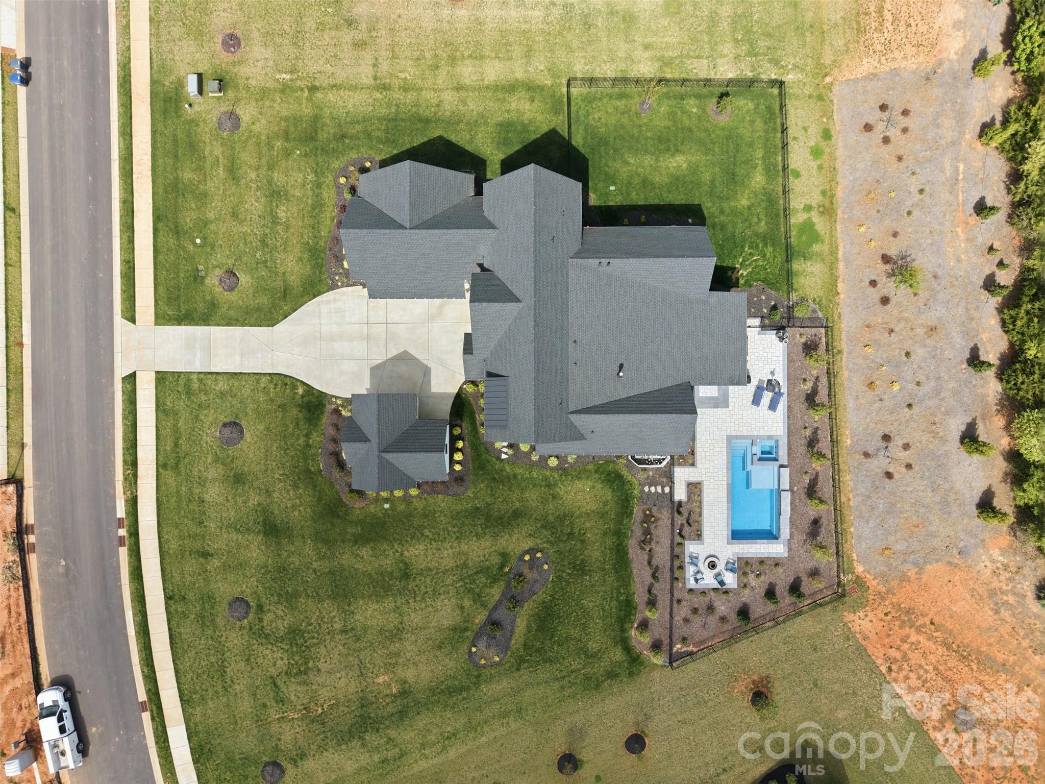 1124 Mesa Way — Marvin