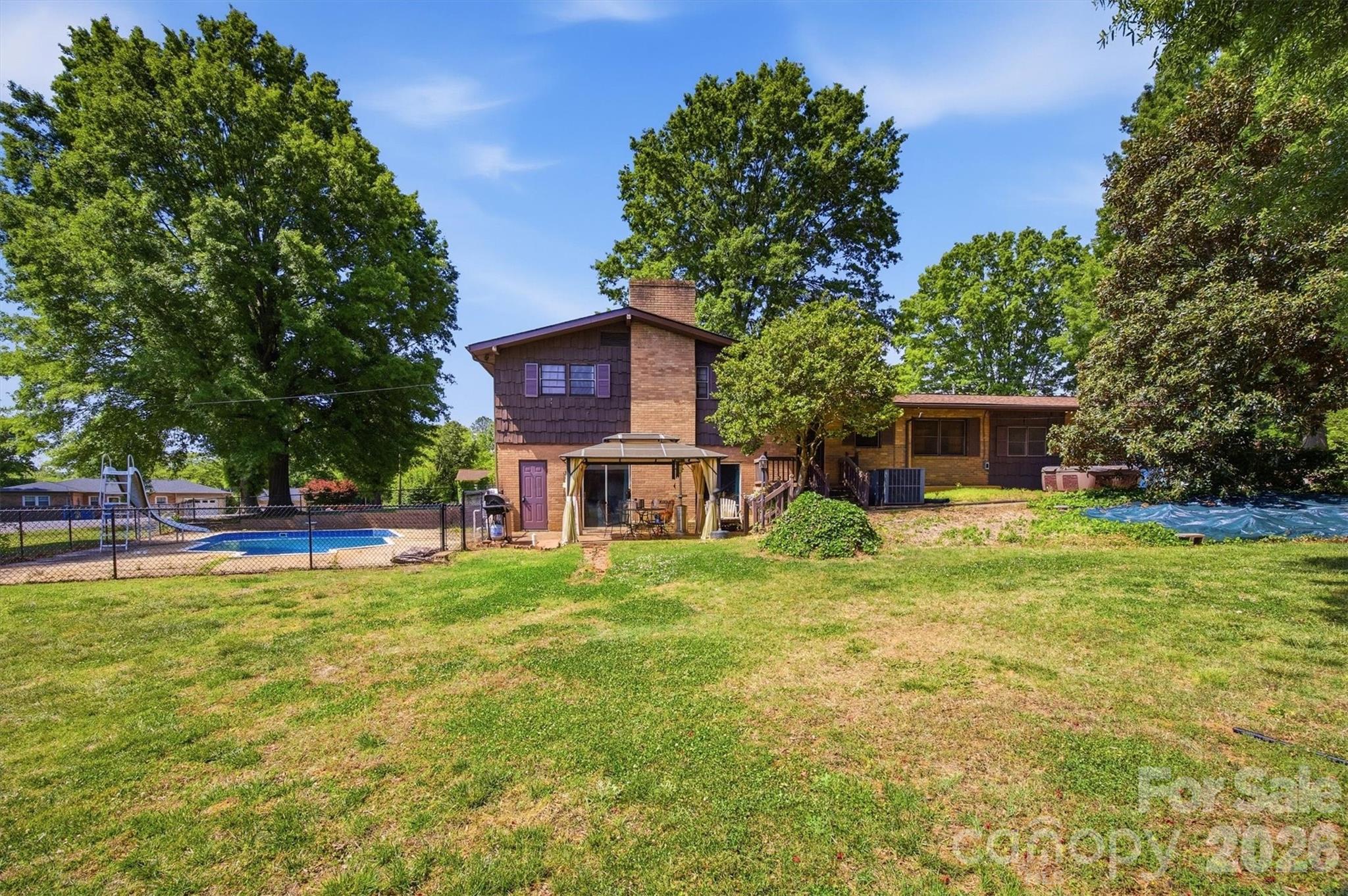 3634 Brookwood Drive — Maiden