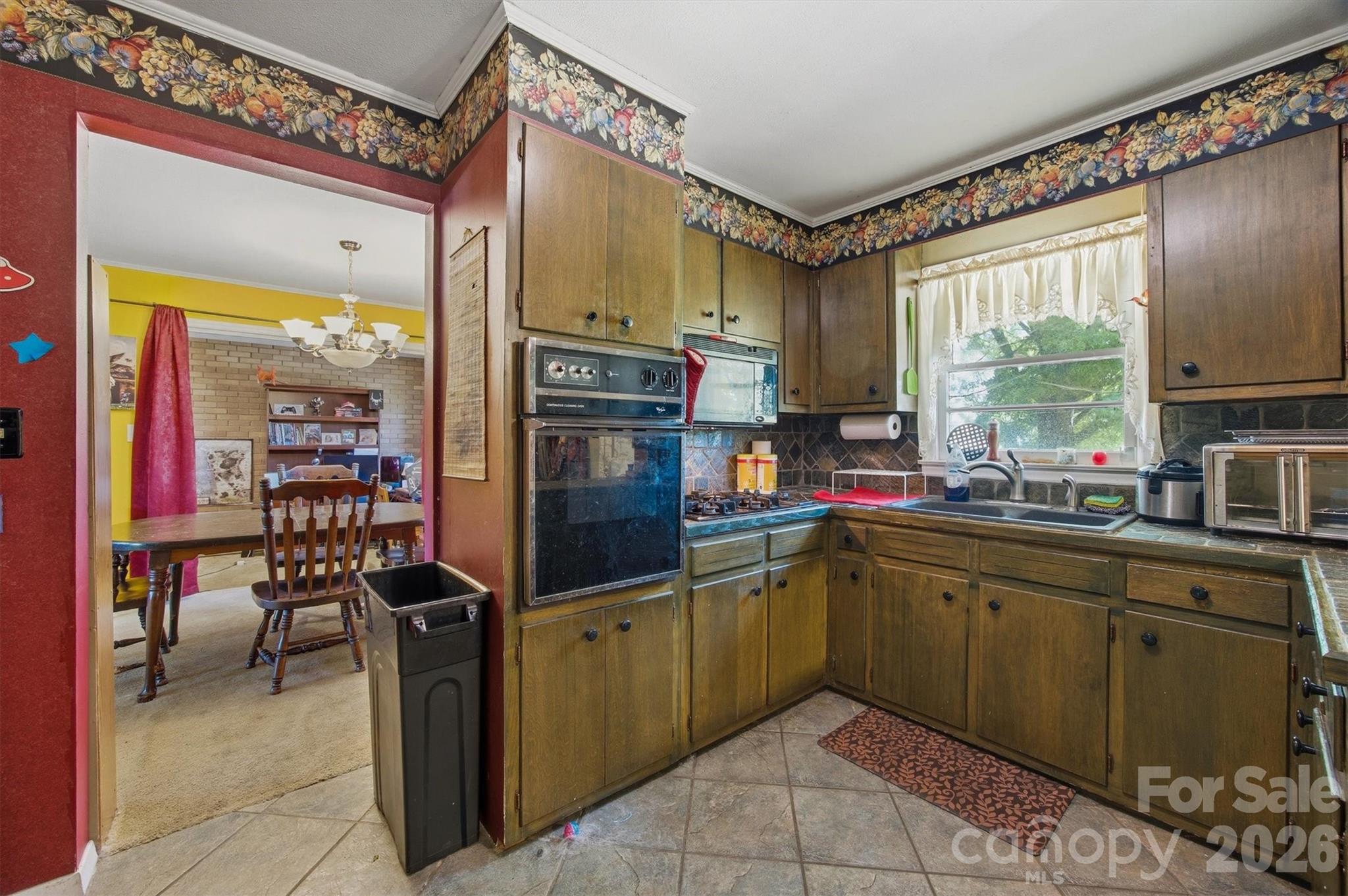 3634 Brookwood Drive — Maiden