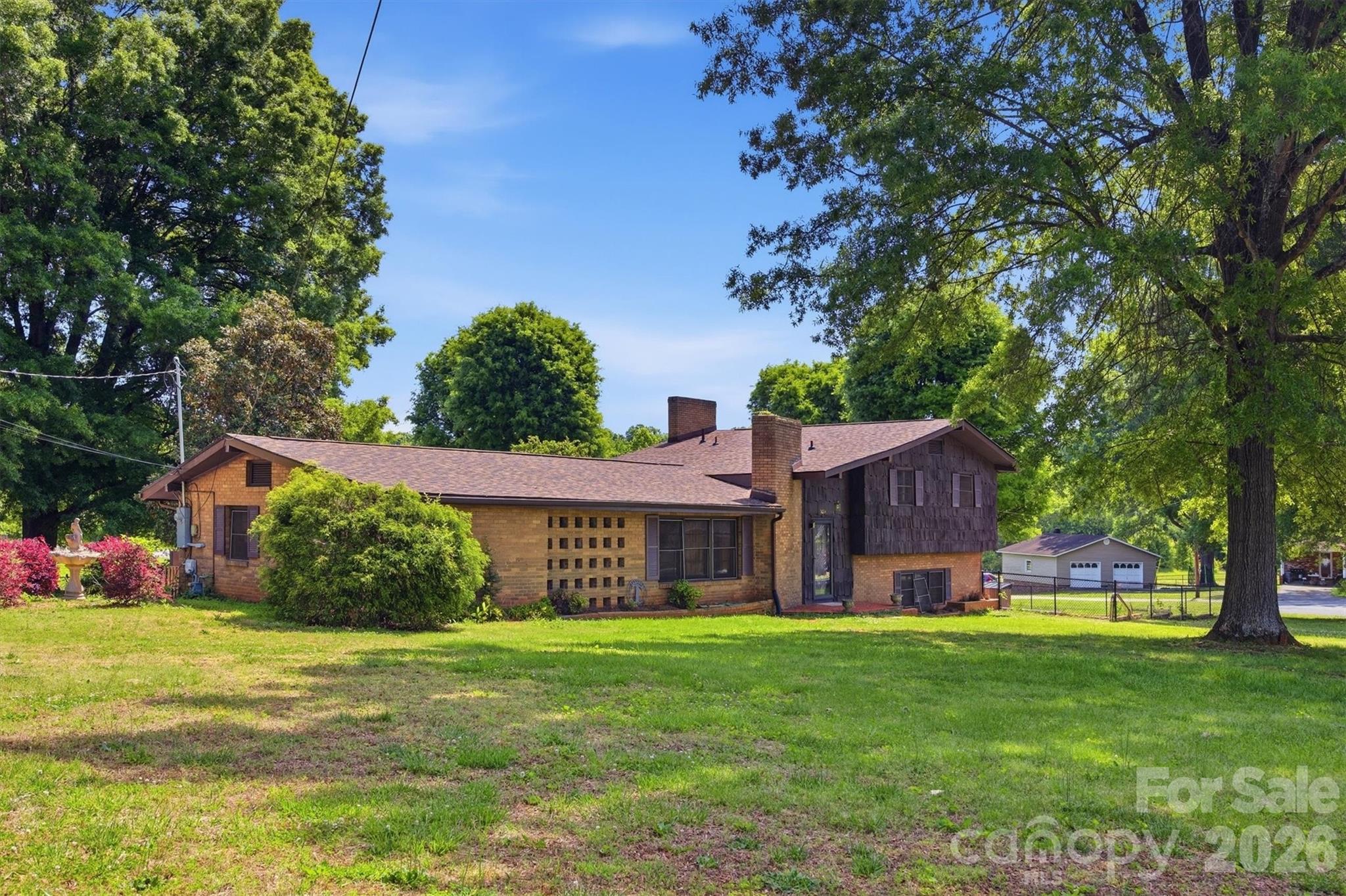 3634 Brookwood Drive — Maiden