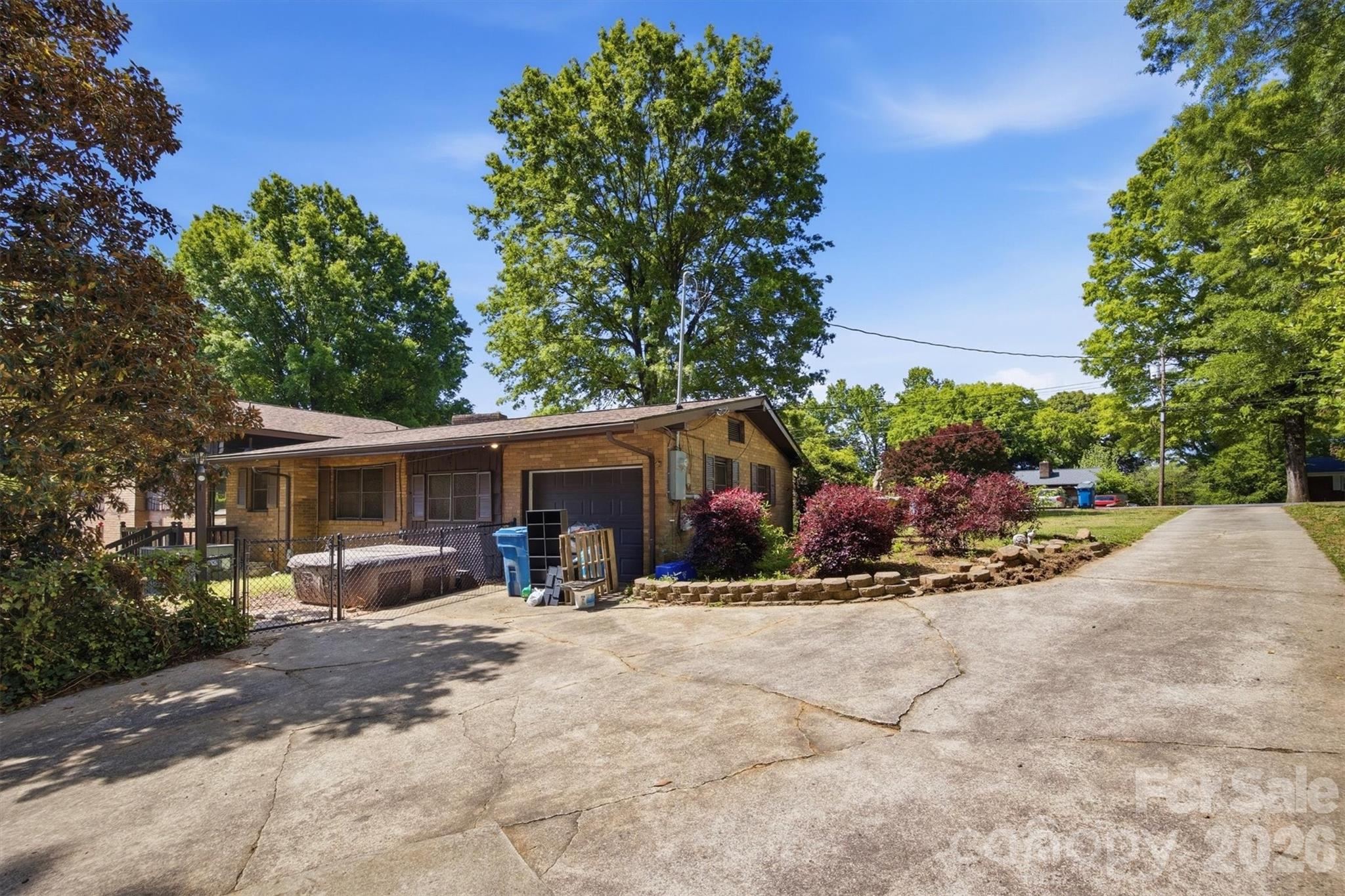 3634 Brookwood Drive — Maiden
