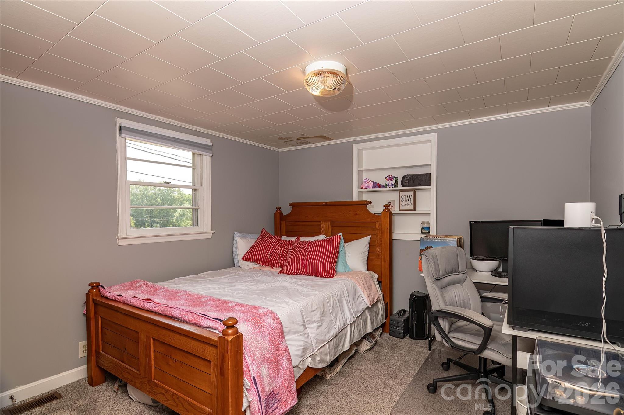 445 Old Caroleen Road — Forest City