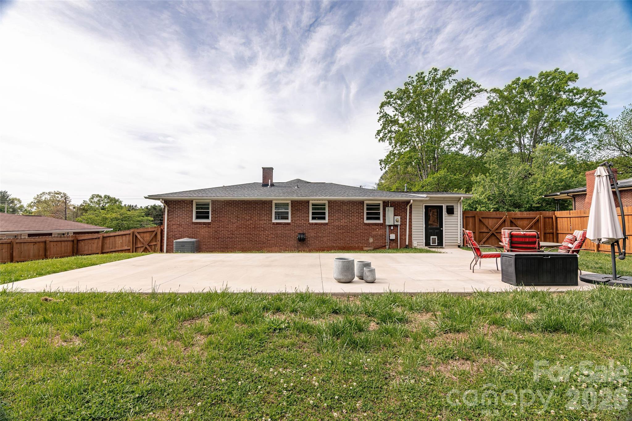 445 Old Caroleen Road — Forest City