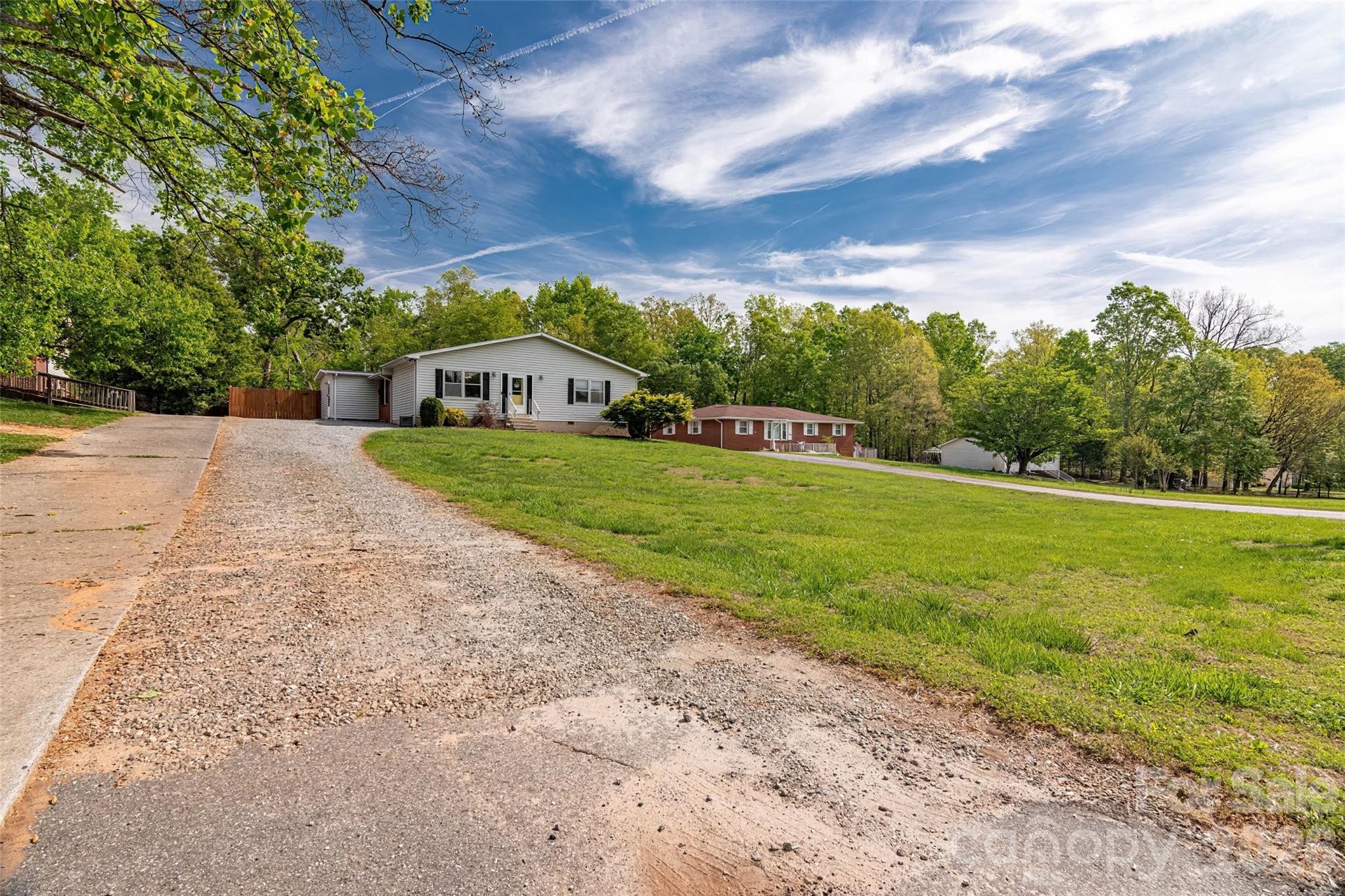 445 Old Caroleen Road — Forest City