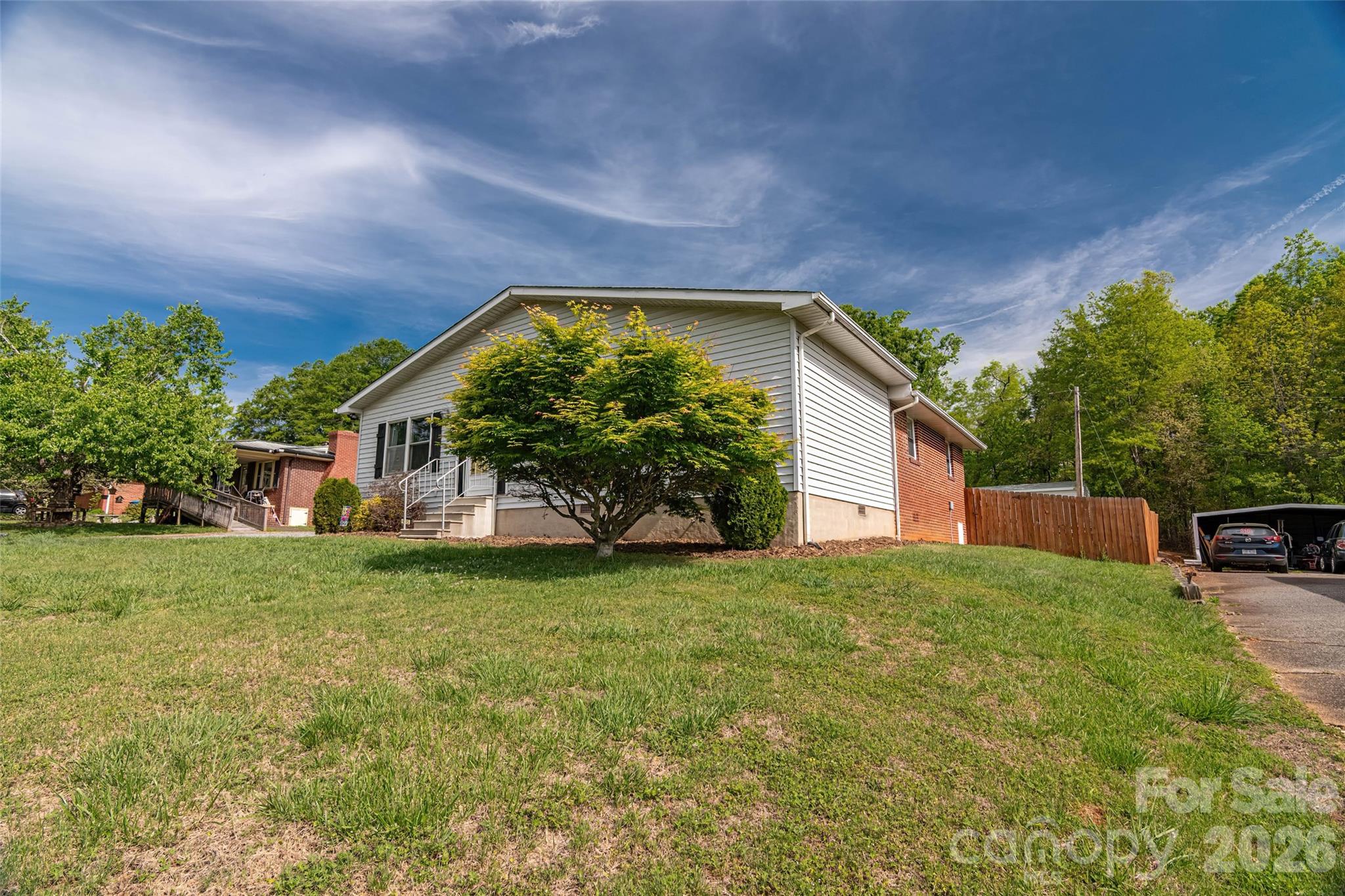 445 Old Caroleen Road — Forest City