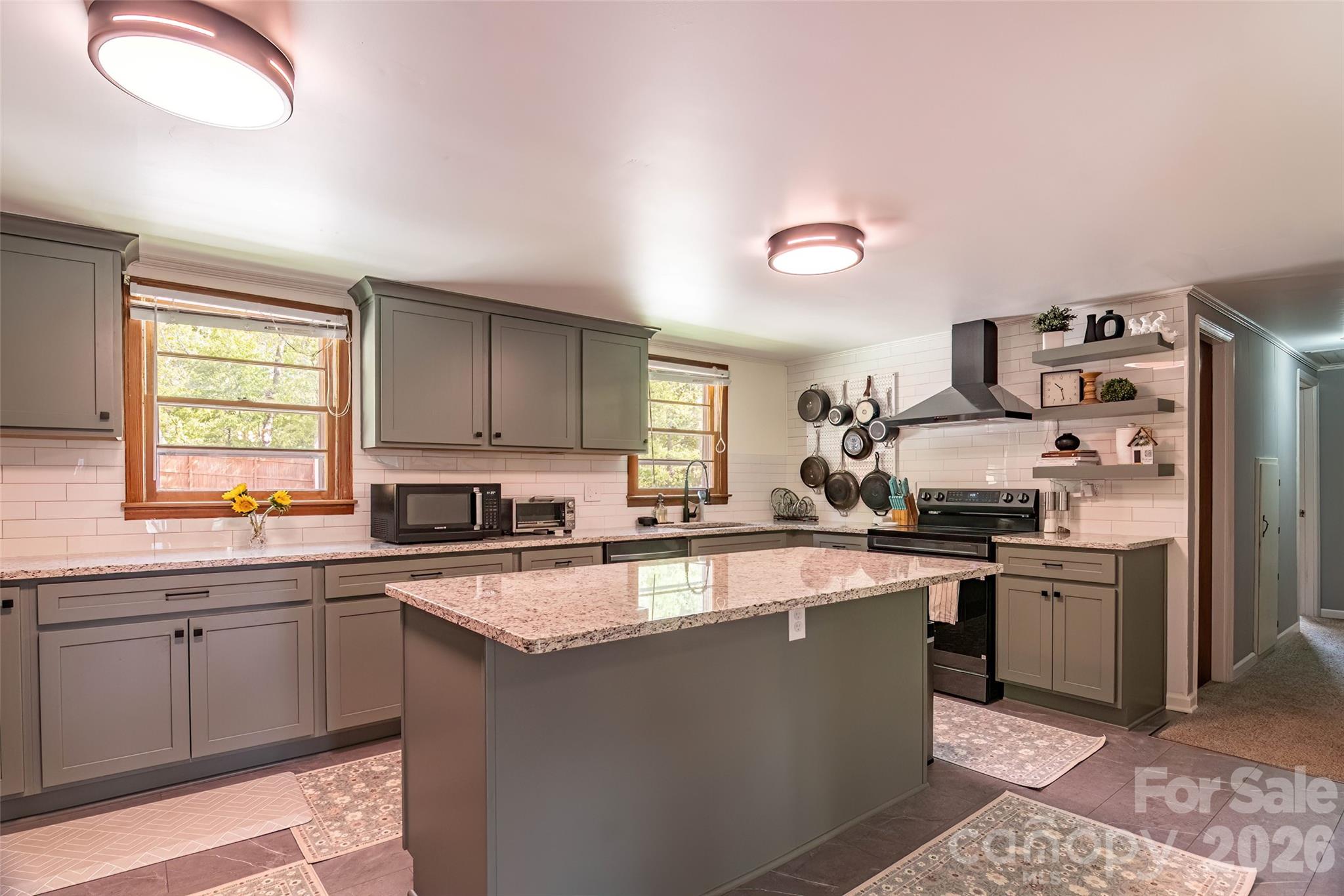 445 Old Caroleen Road — Forest City