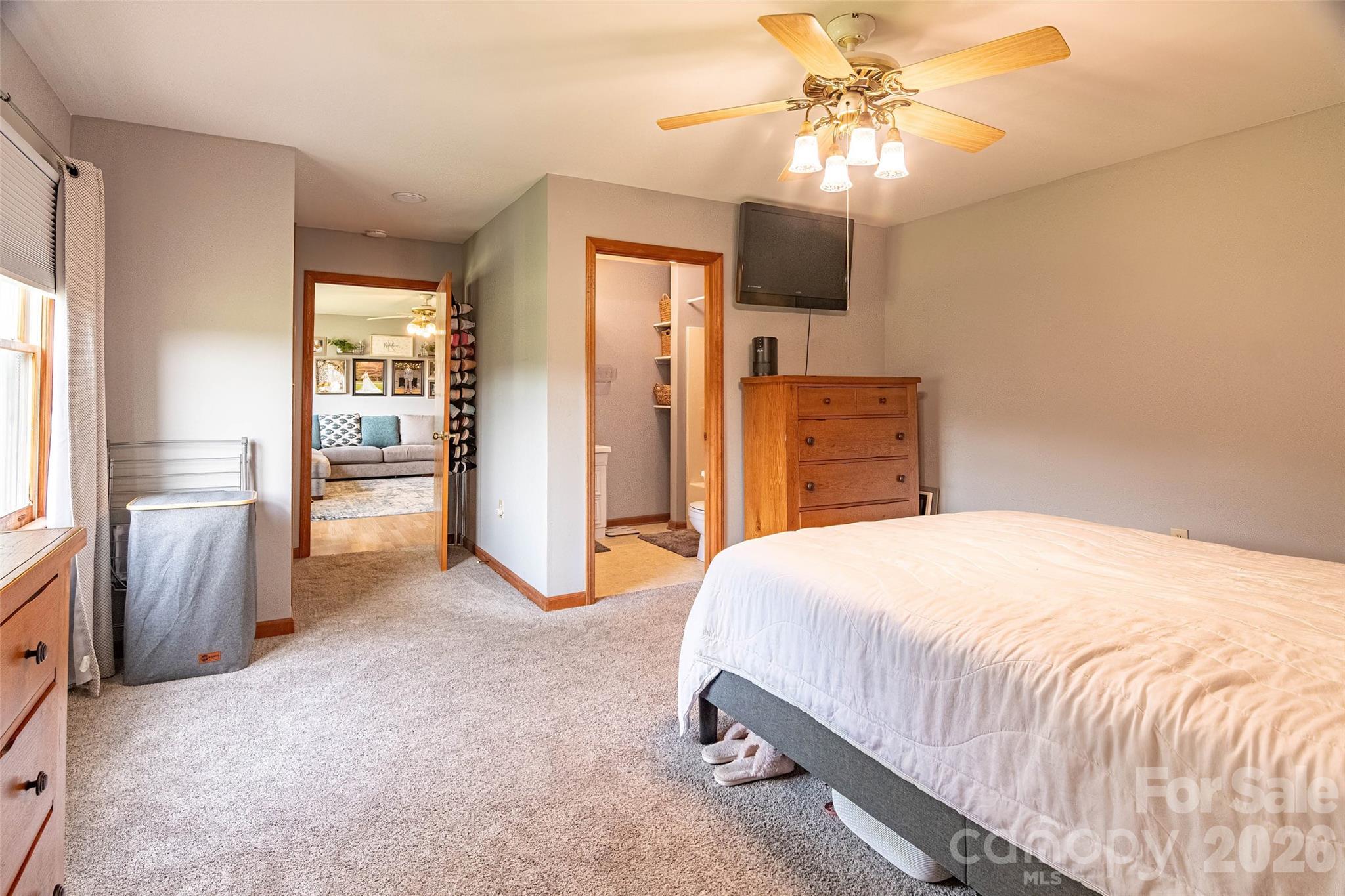 445 Old Caroleen Road — Forest City