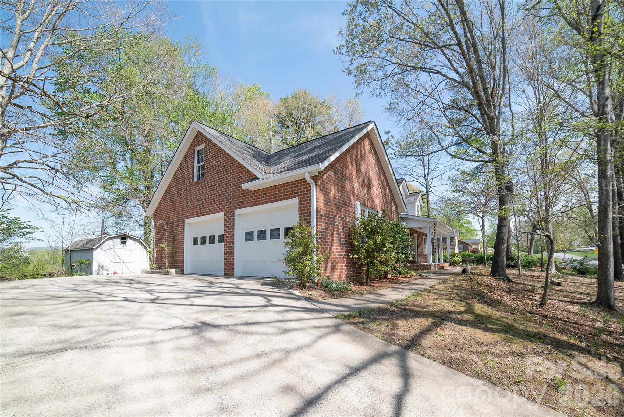 1421 Windsor Street NE — Lenoir
