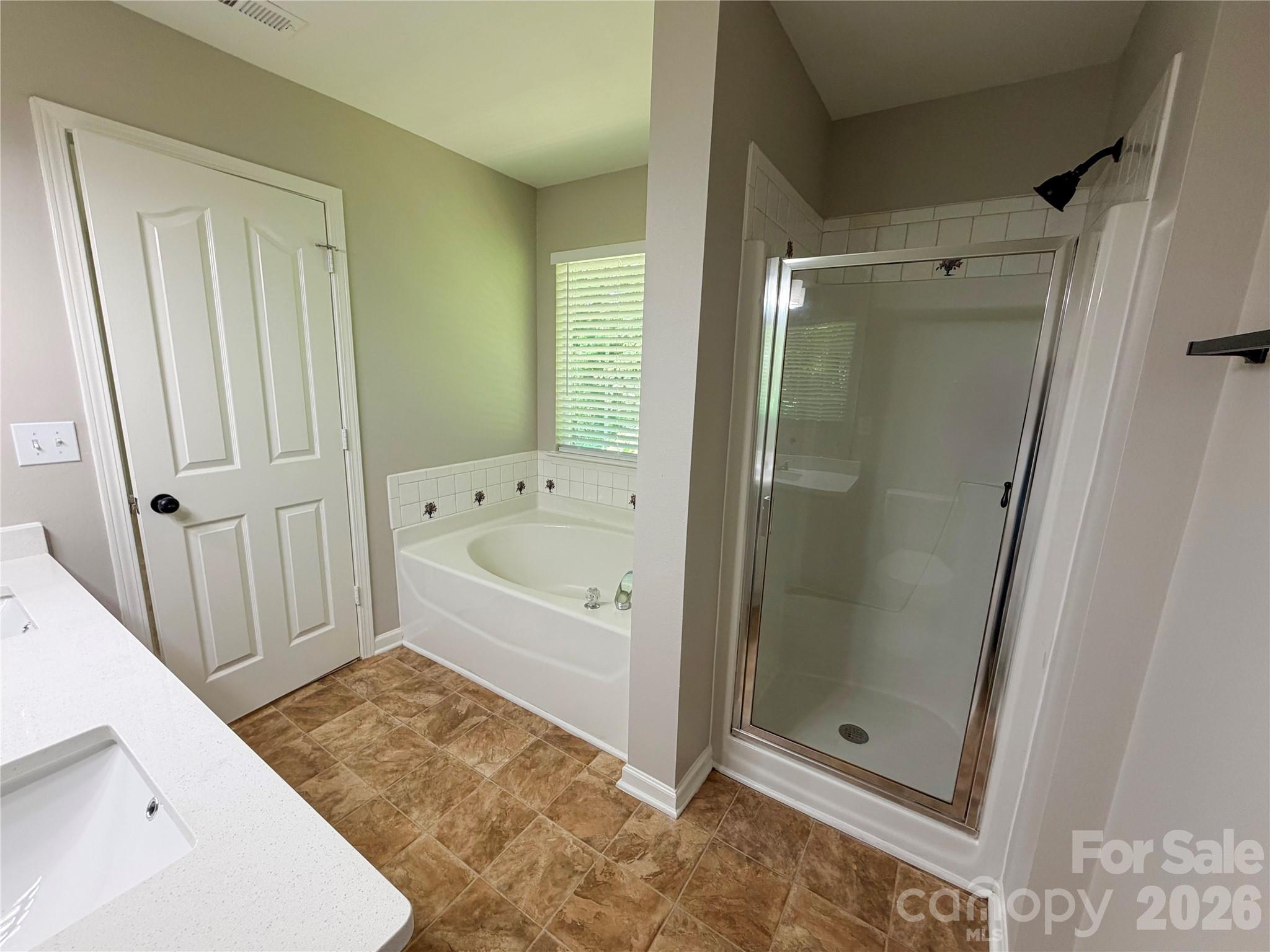 17224 Cambridge Woods Court — Charlotte