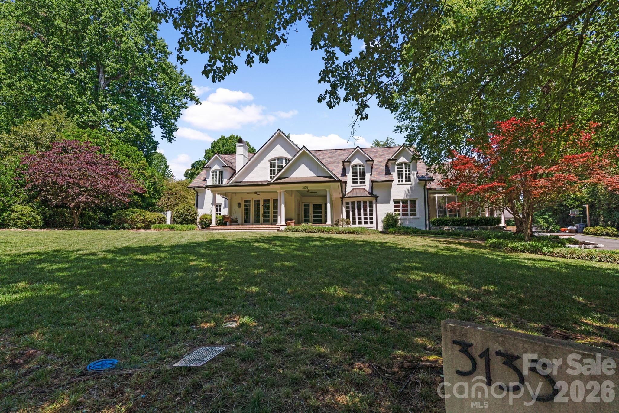 3135 Loma Lane — Charlotte