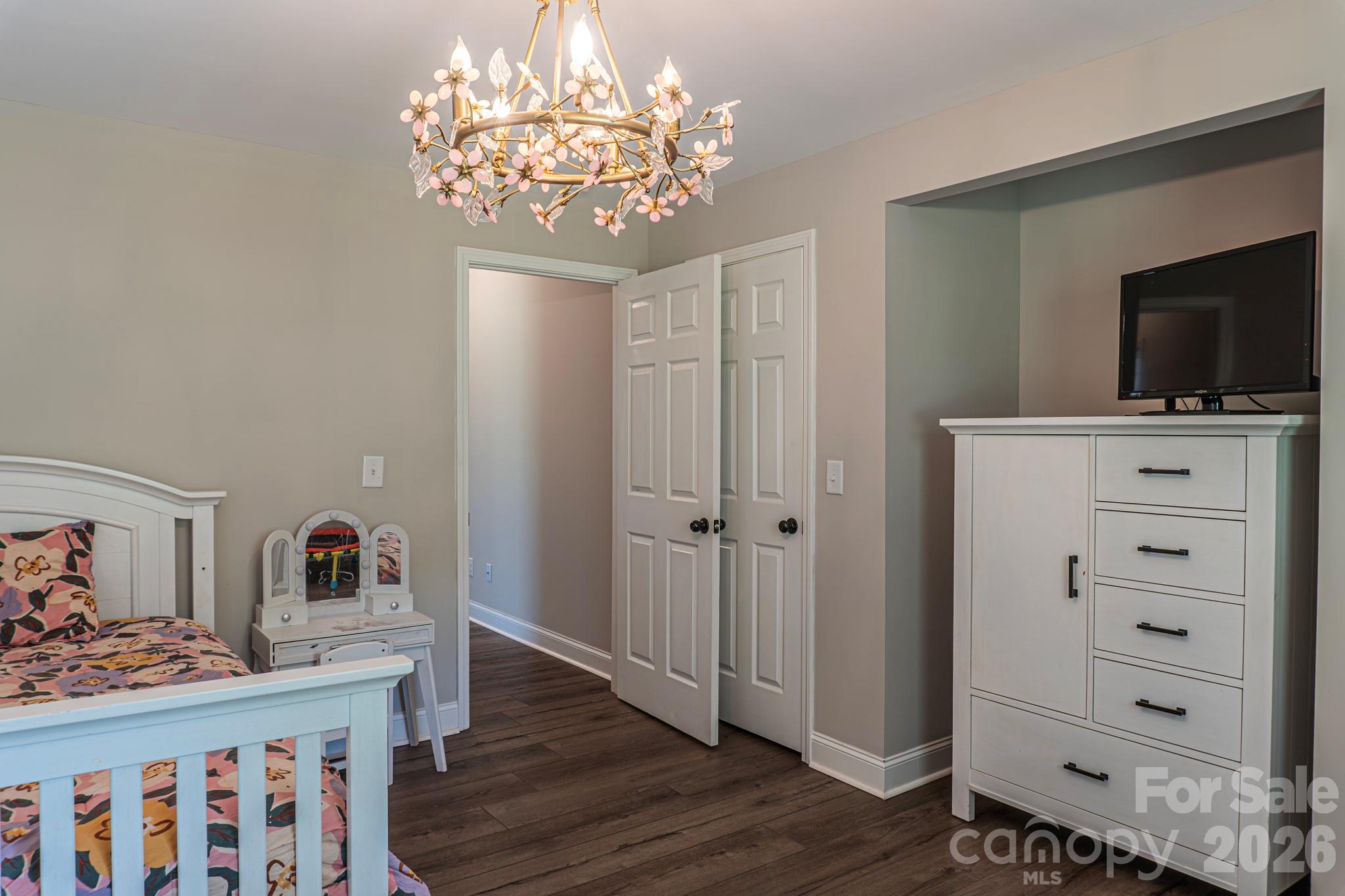 165 Lewis Farm Road — Bessemer City