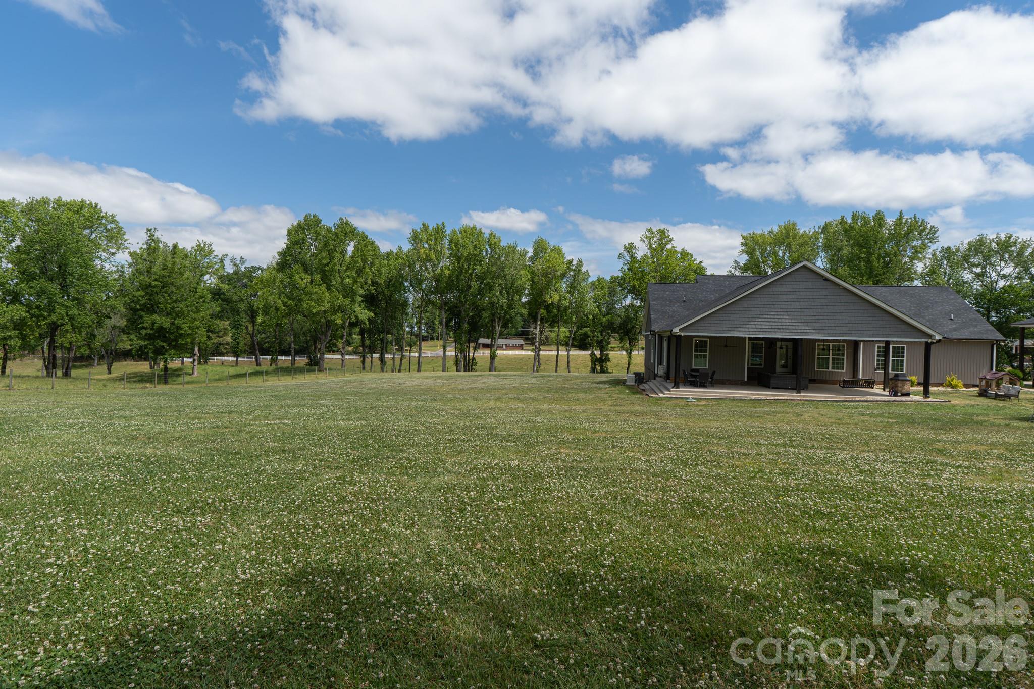165 Lewis Farm Road — Bessemer City