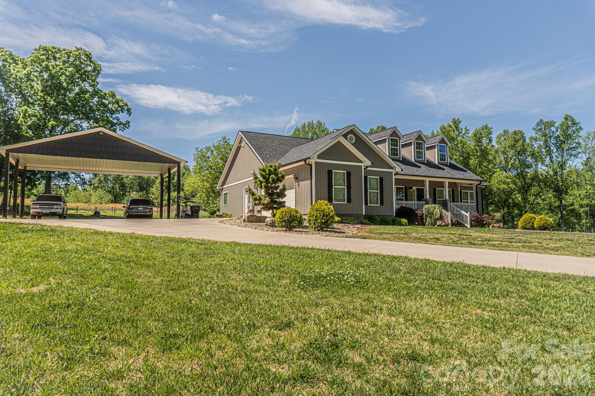165 Lewis Farm Road — Bessemer City