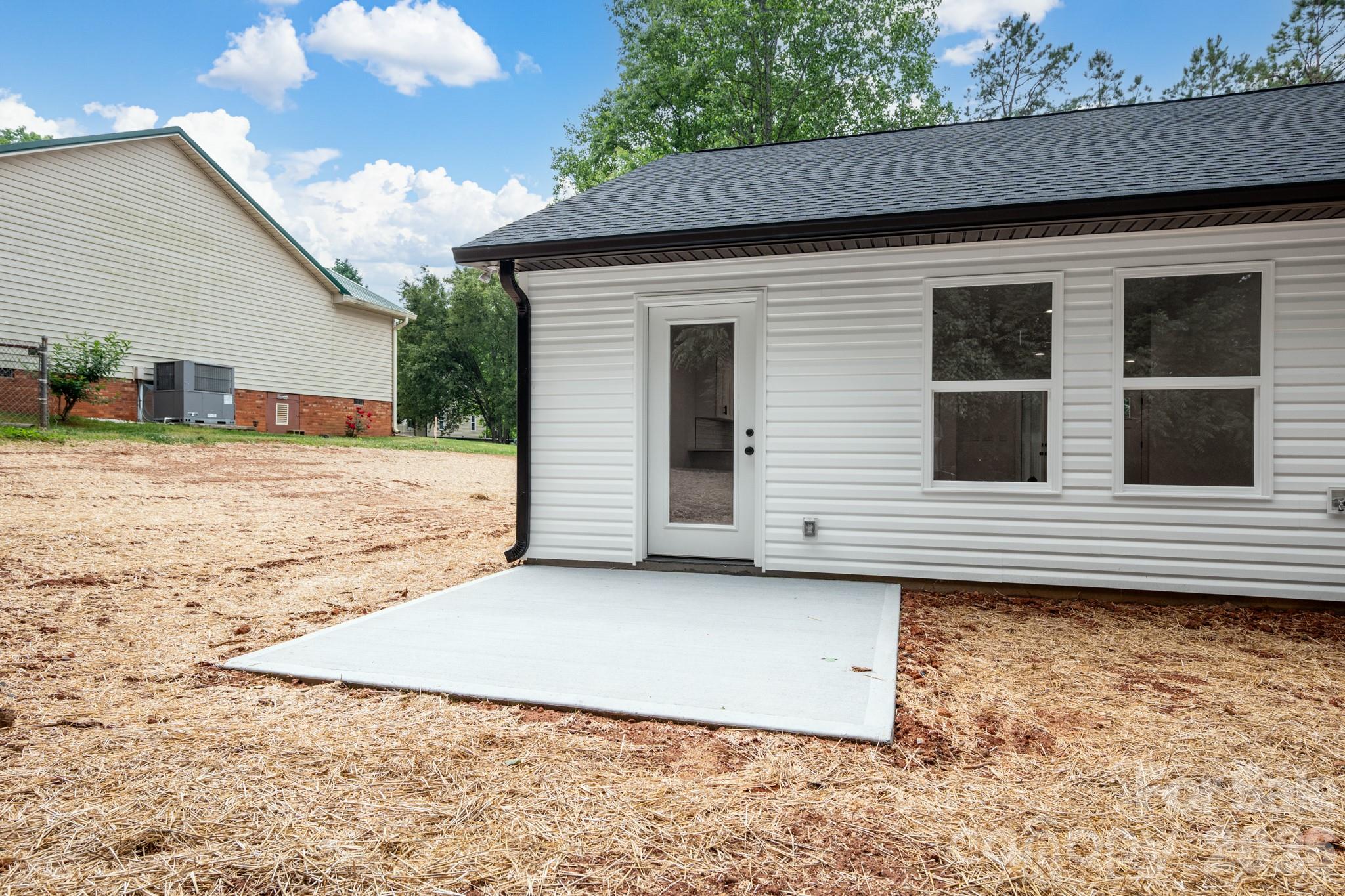 505 Randa Drive — Statesville