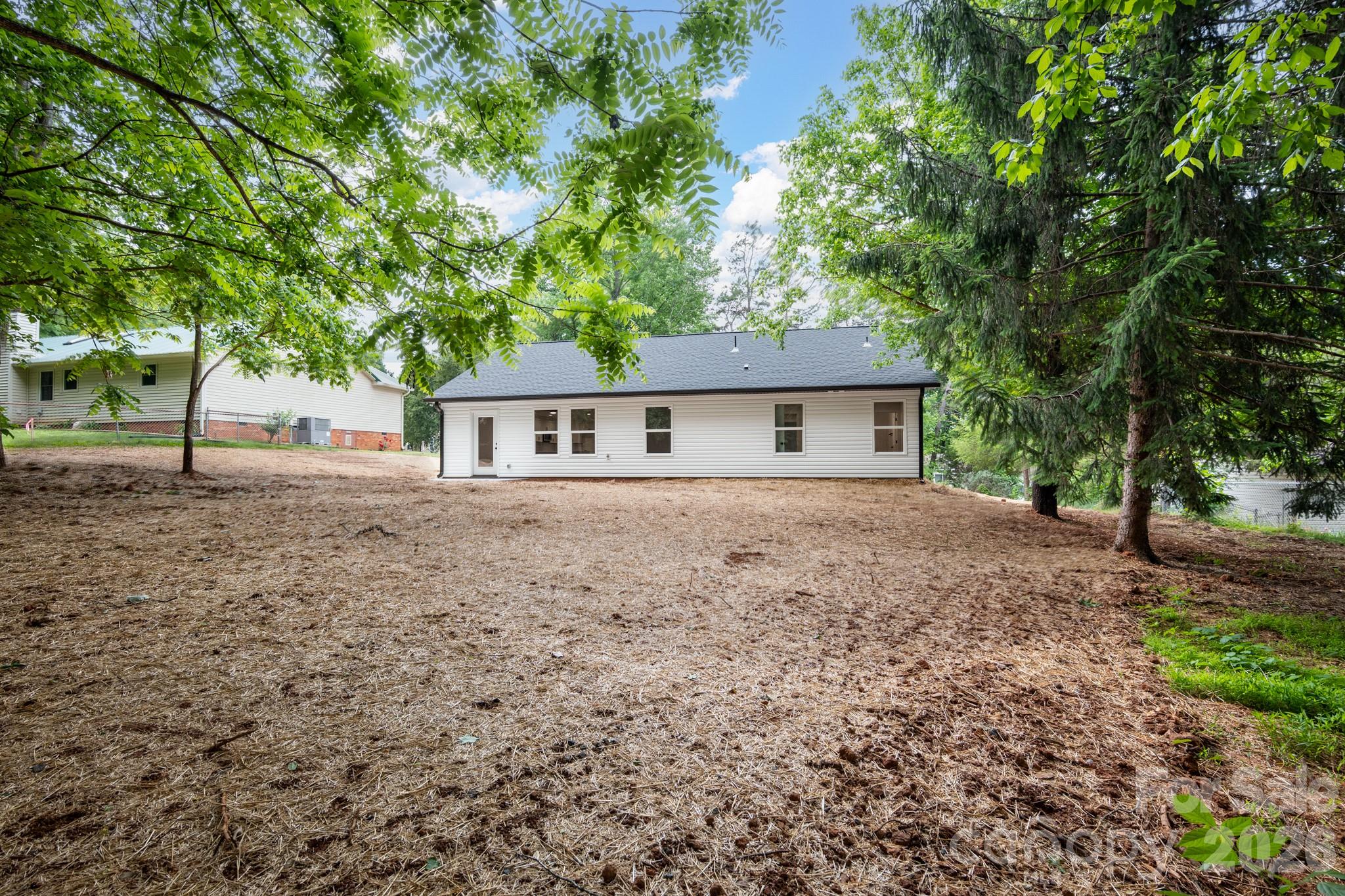505 Randa Drive — Statesville