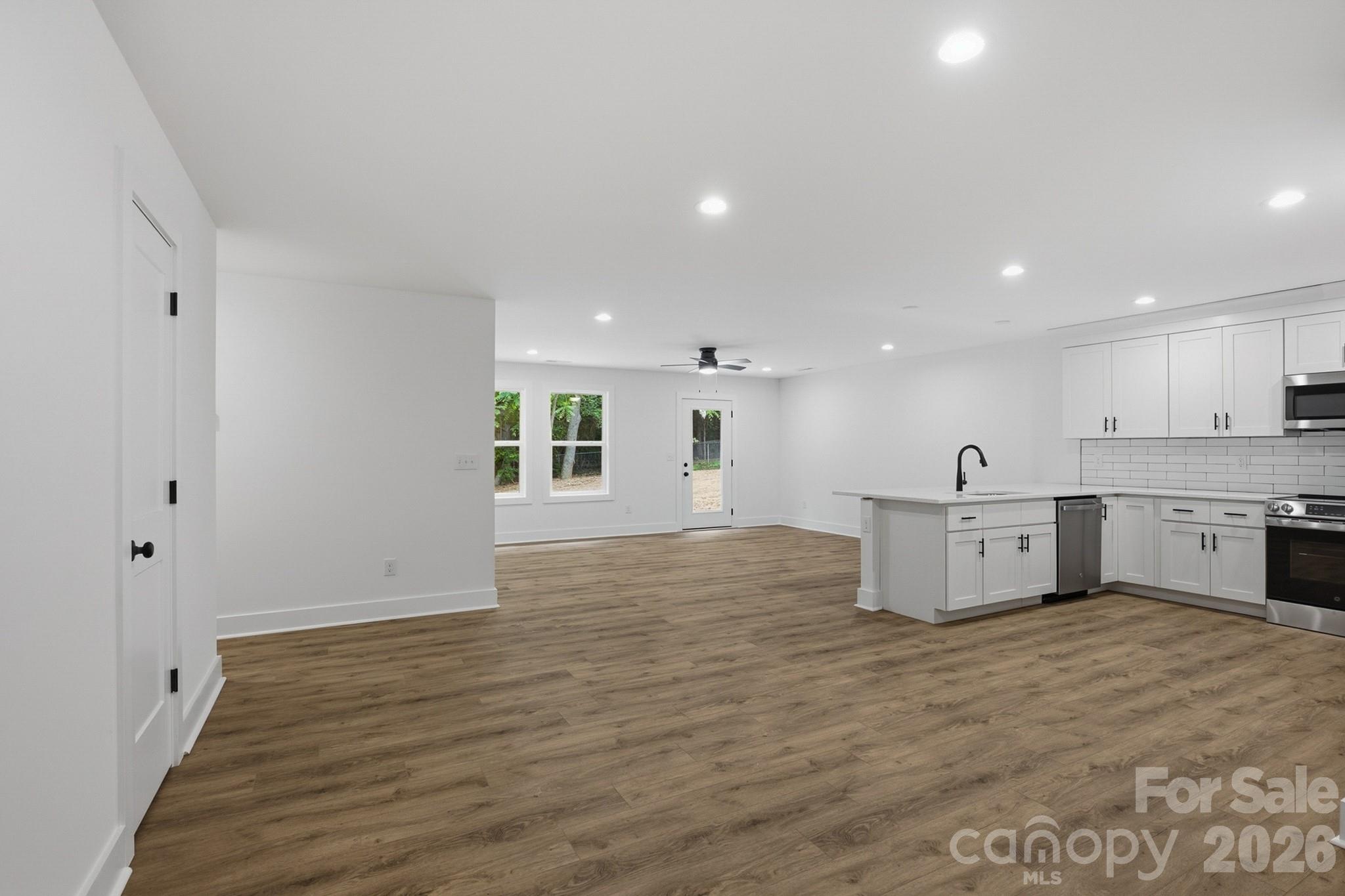 505 Randa Drive — Statesville