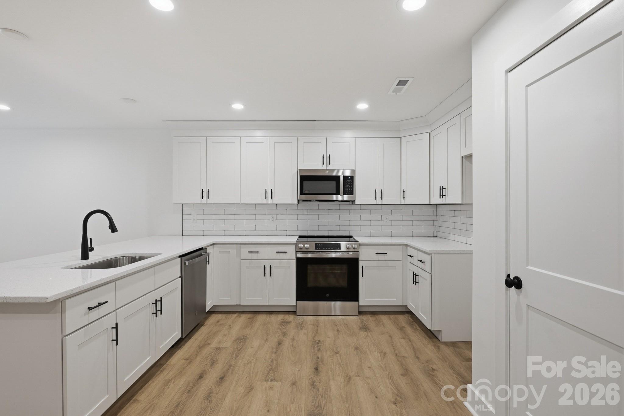 505 Randa Drive — Statesville