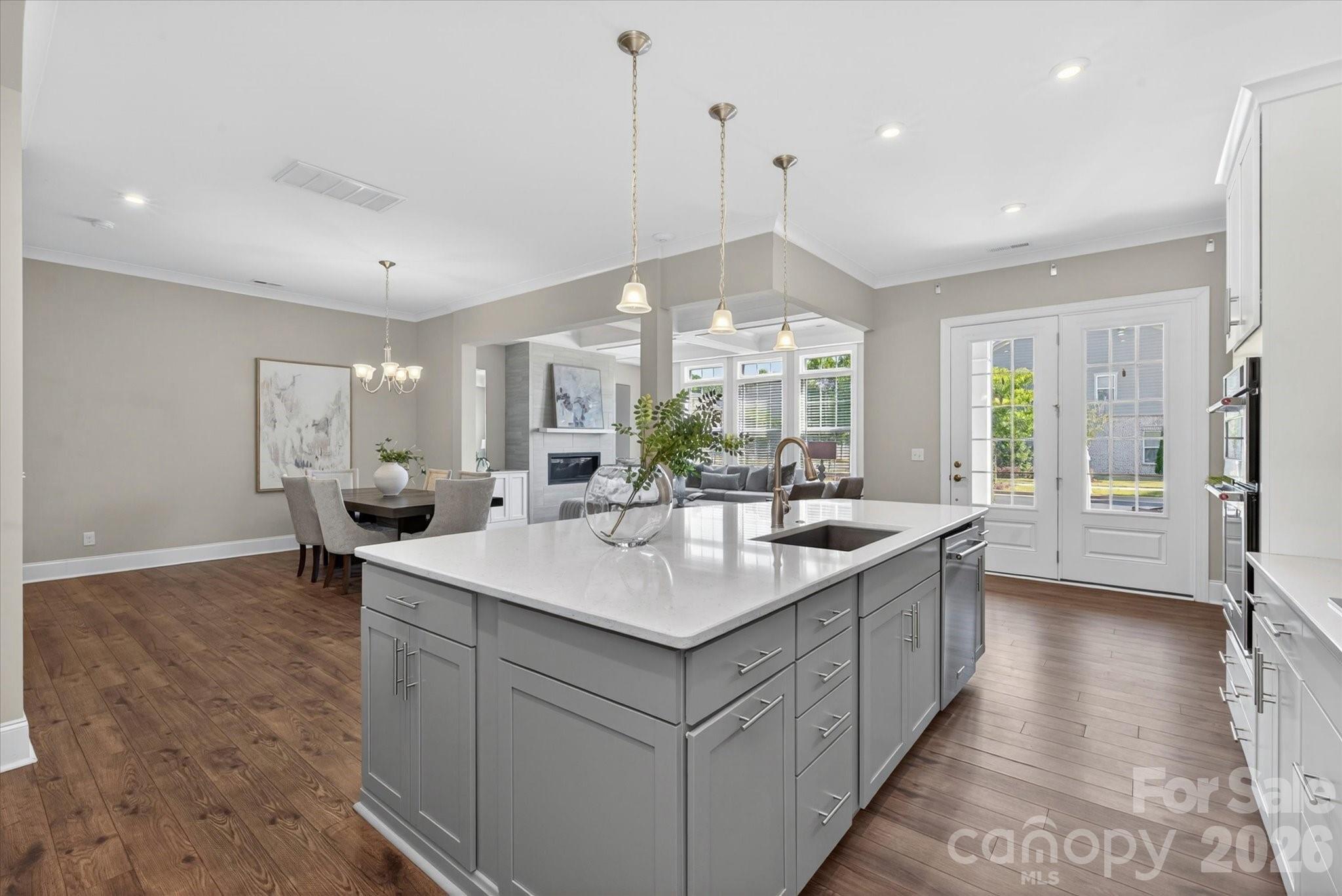 11139 Kilkenny Drive — Charlotte
