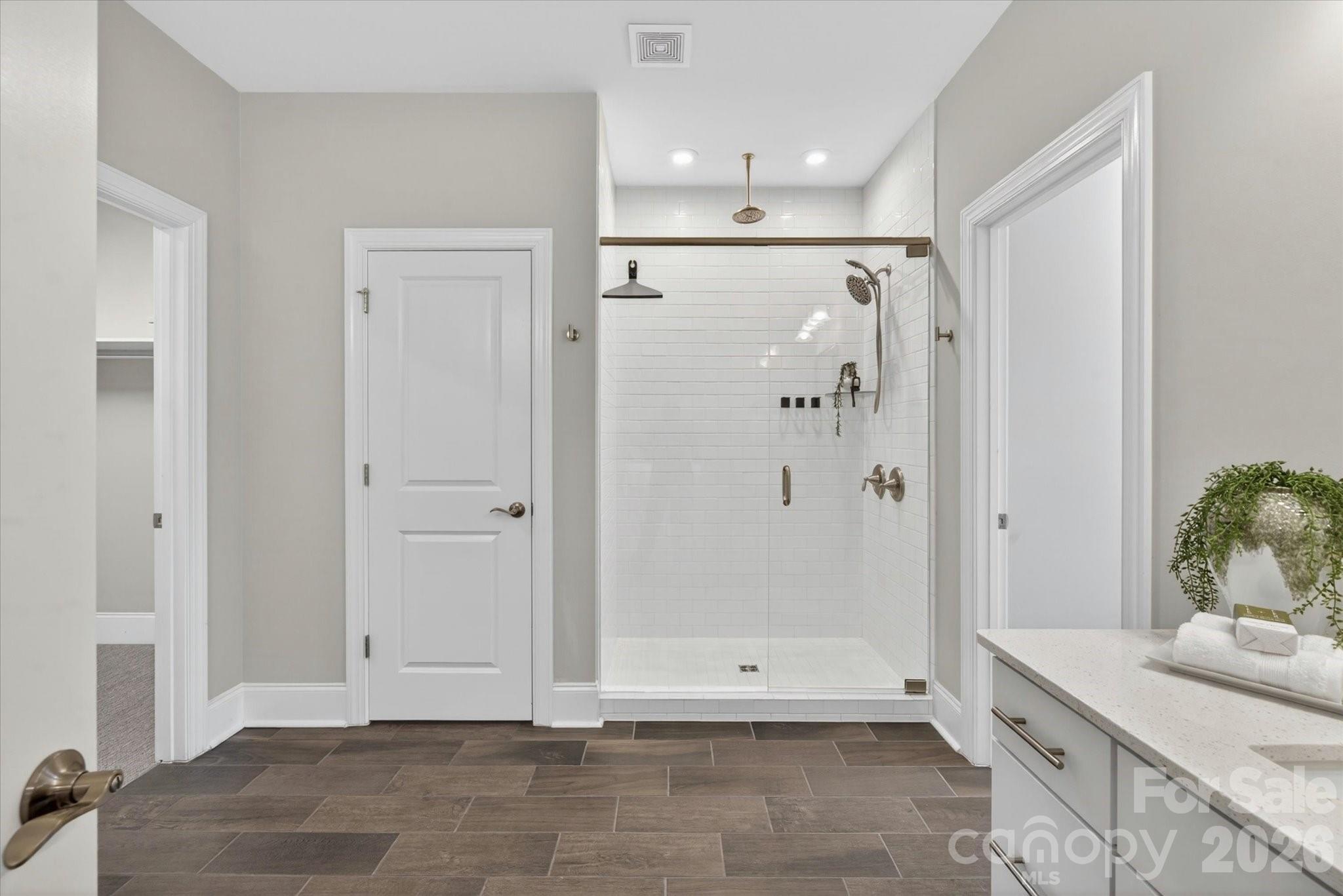 11139 Kilkenny Drive — Charlotte
