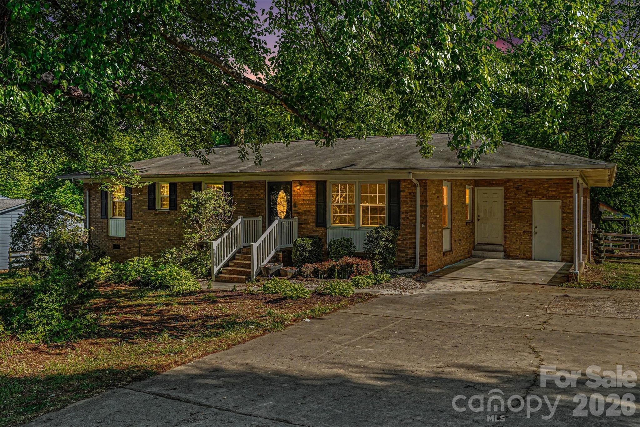 126 Terrace Road — Mooresville
