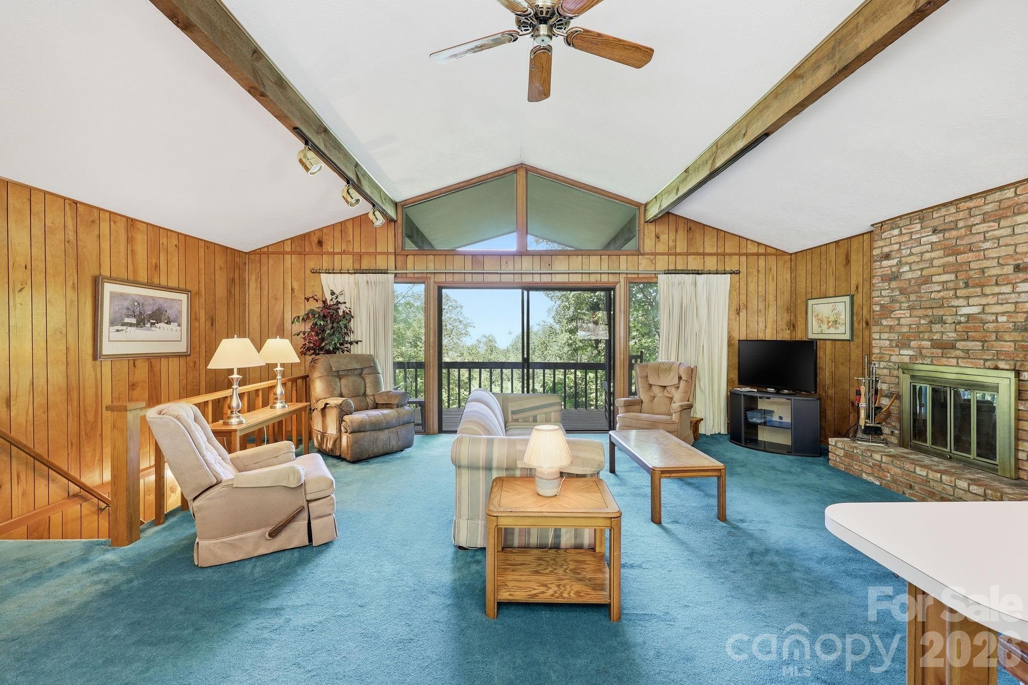 169 Sleepy Hollow Lane — Canton