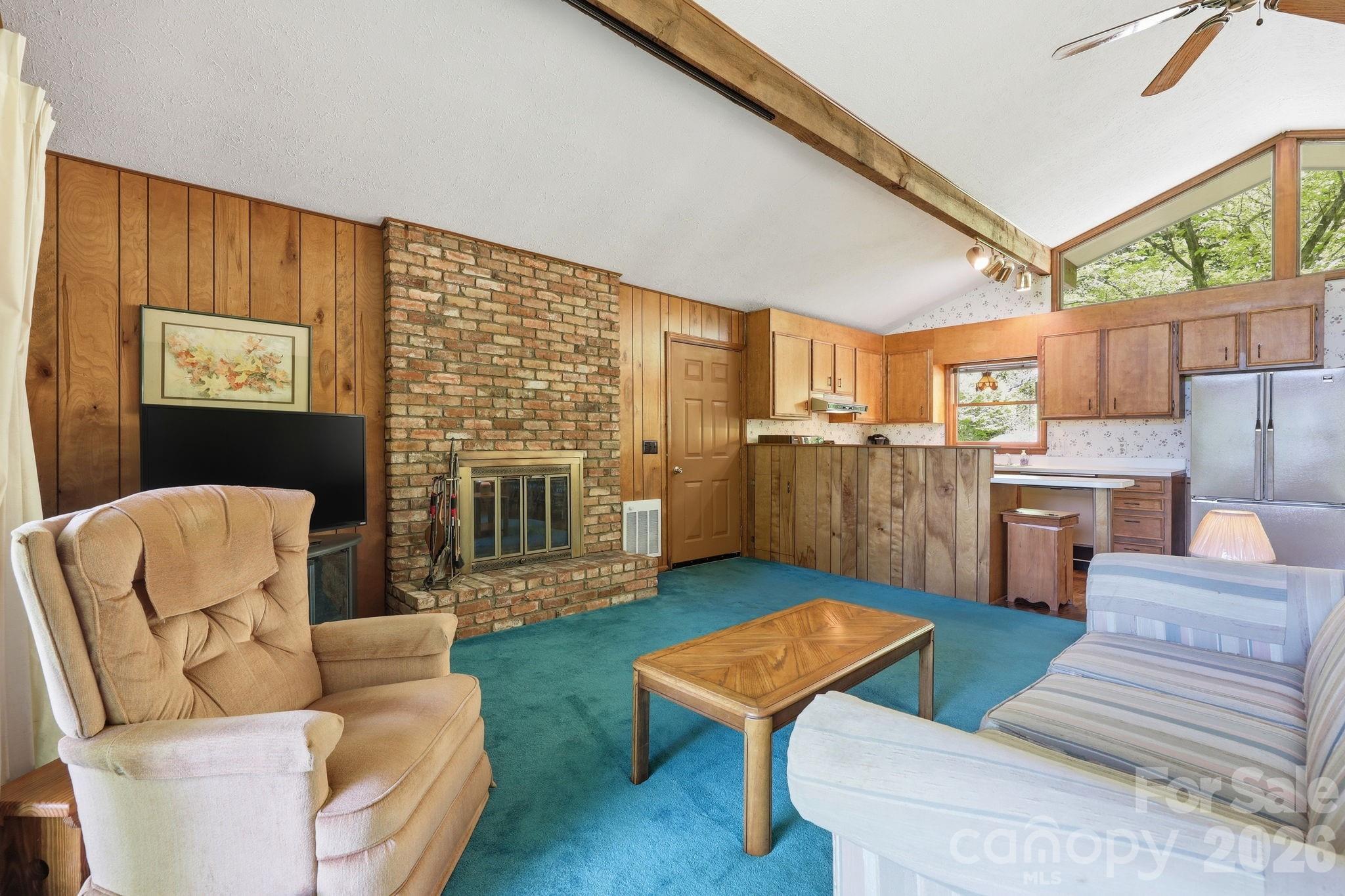 169 Sleepy Hollow Lane — Canton