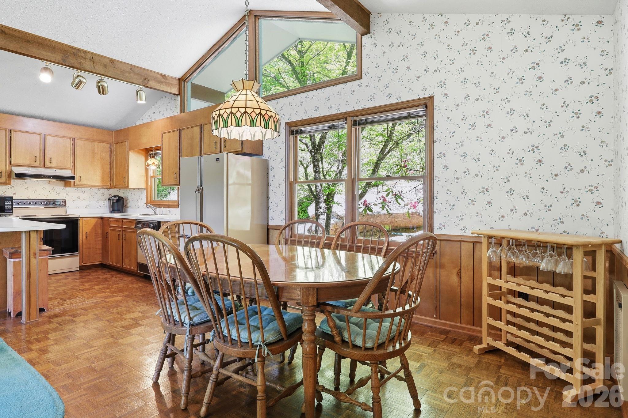 169 Sleepy Hollow Lane — Canton