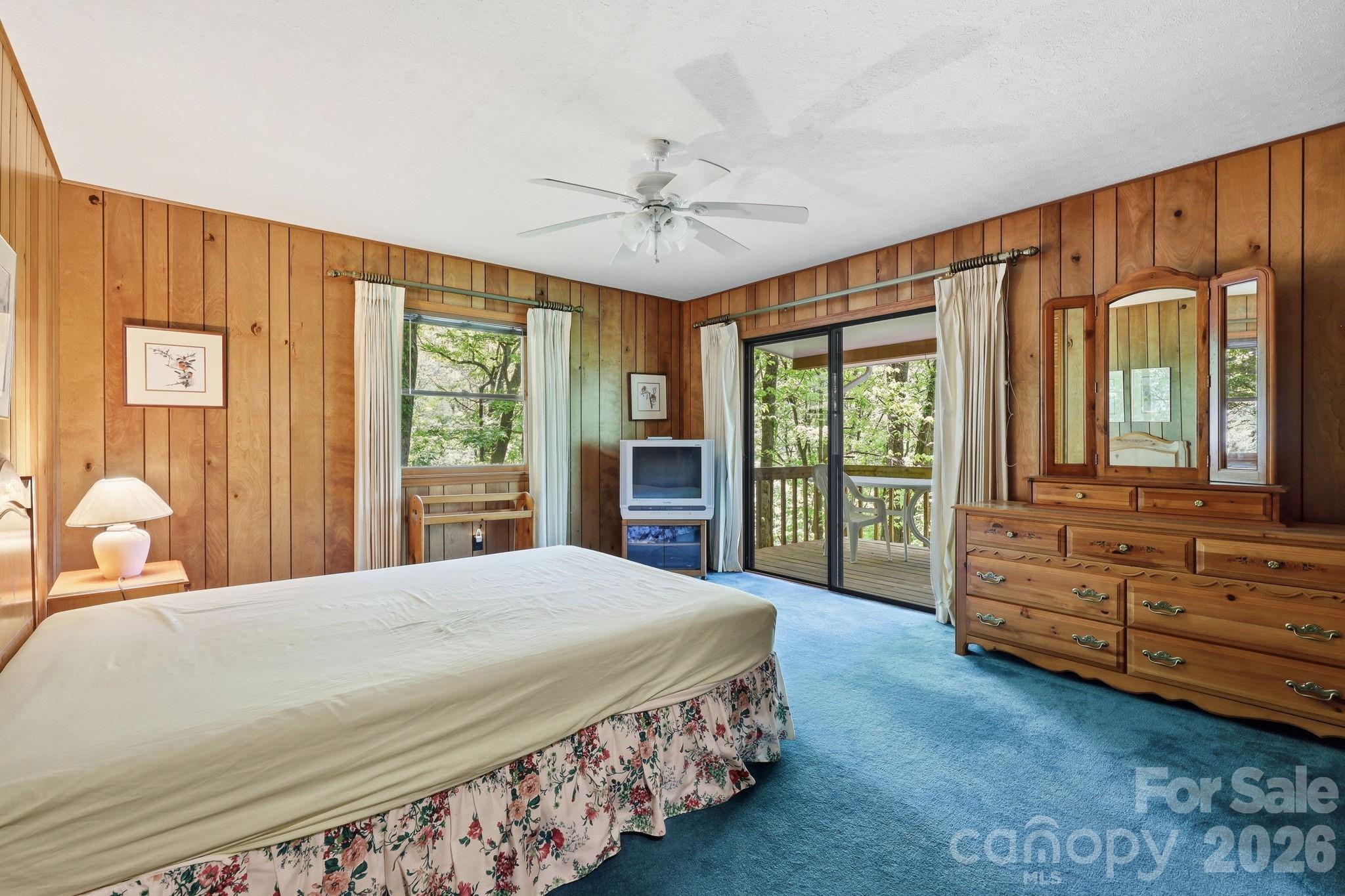 169 Sleepy Hollow Lane — Canton
