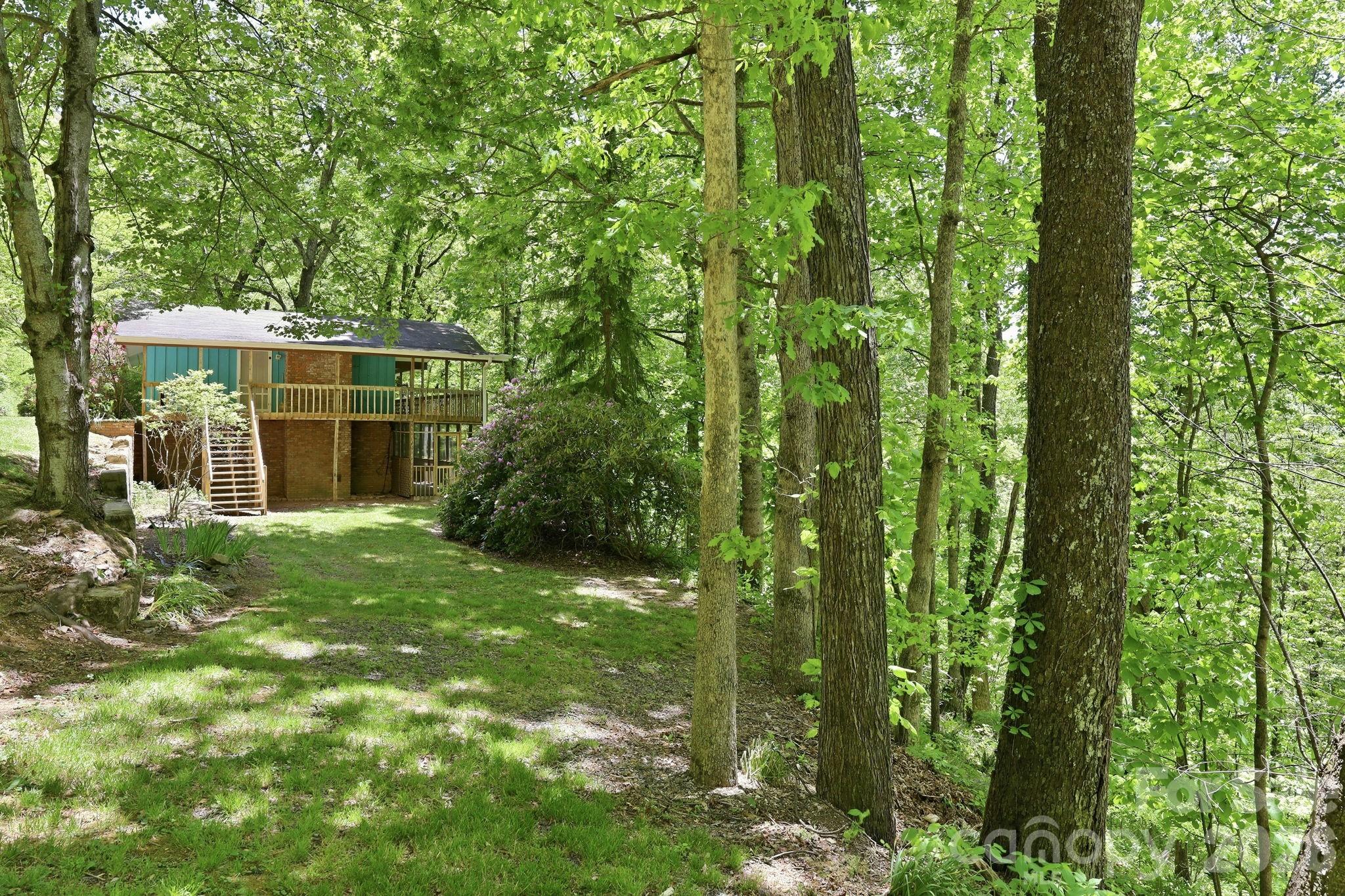 169 Sleepy Hollow Lane — Canton