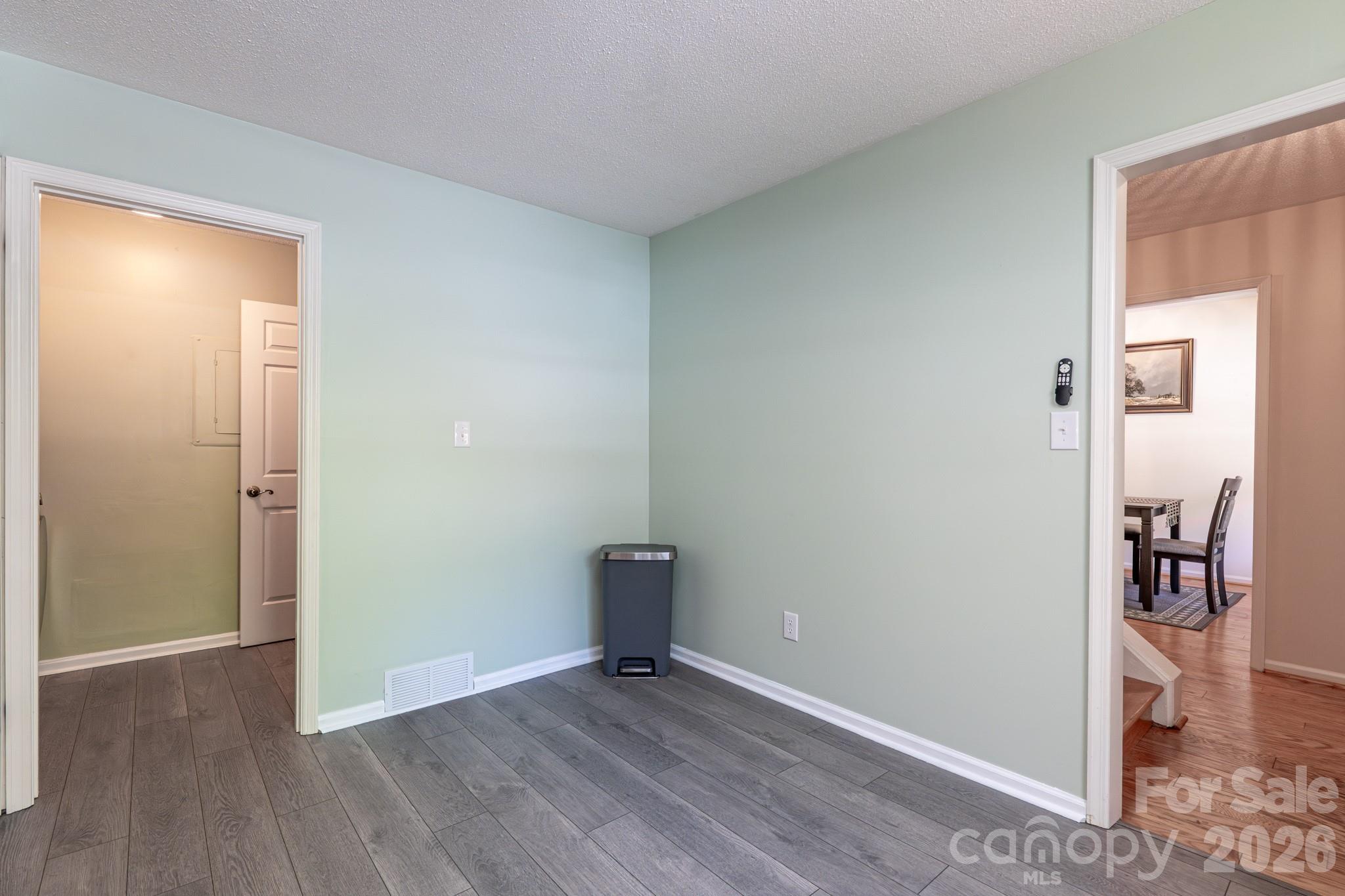 12 Pencross Circle — Etowah